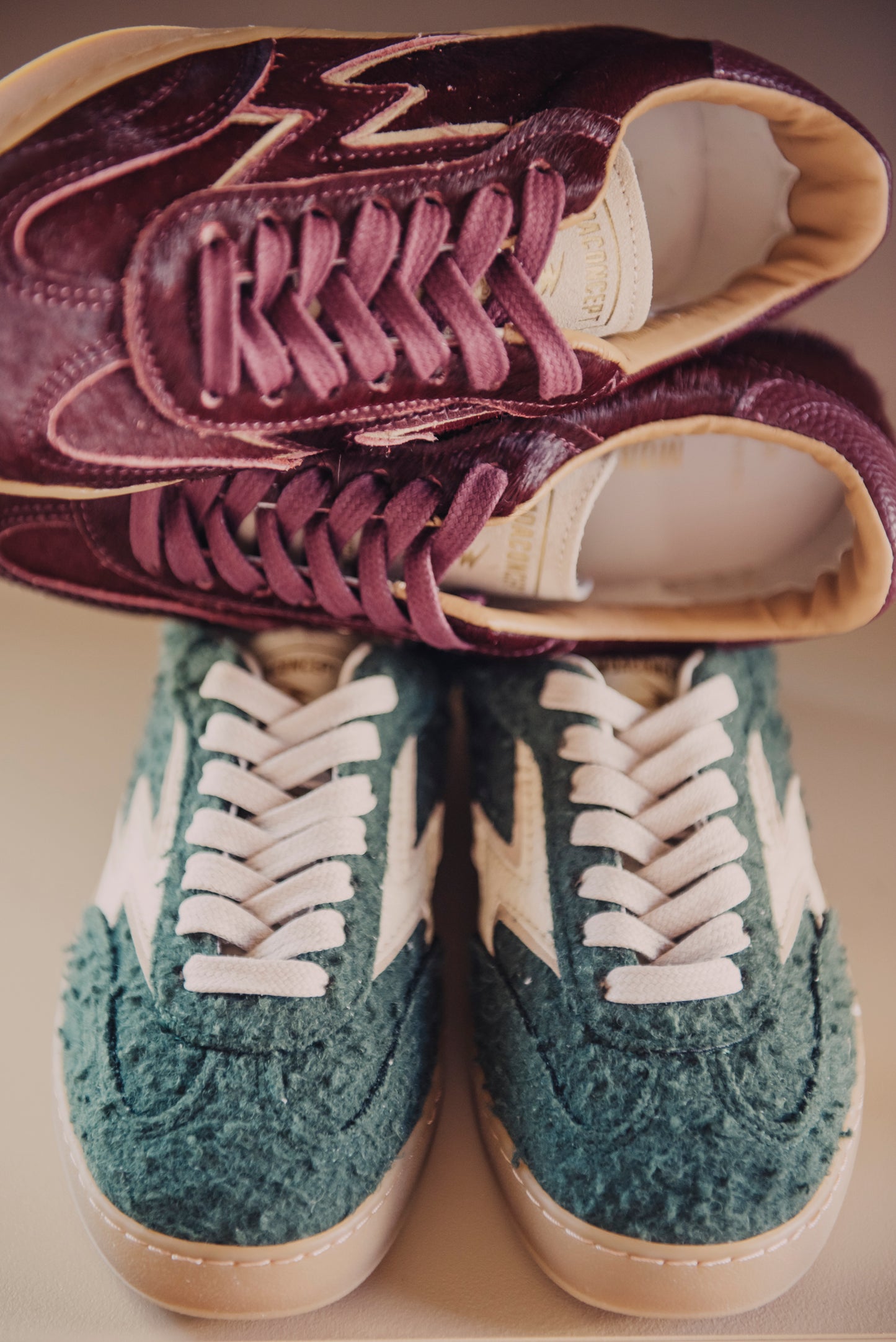 Sneakers in cavallino bordeaux Moaconcept