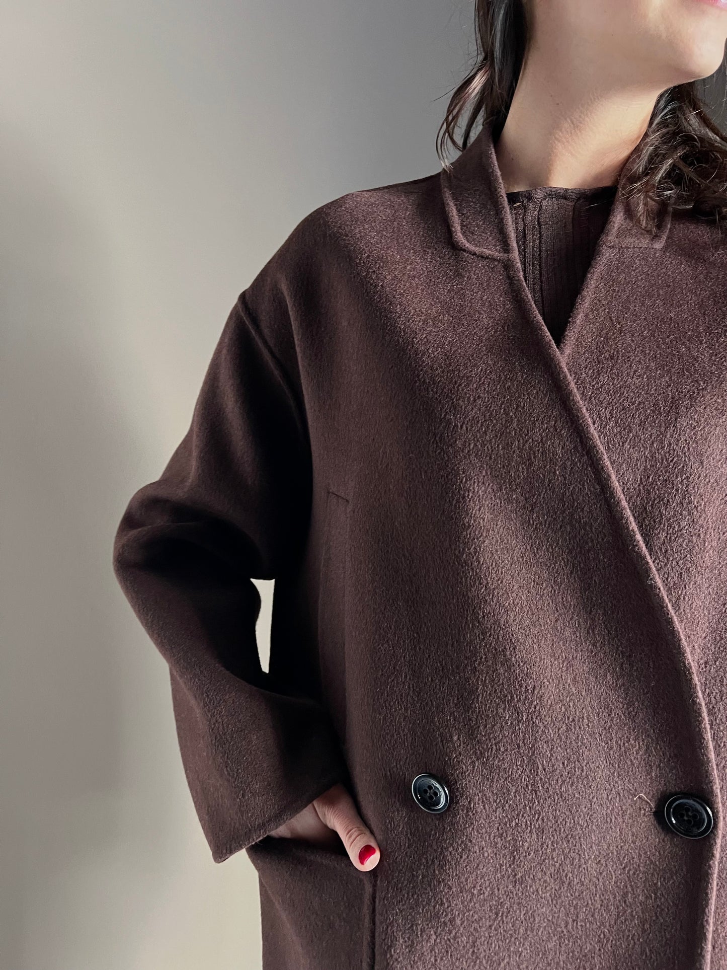 Cappotto in pura lana oversize con sciarpa abbinata