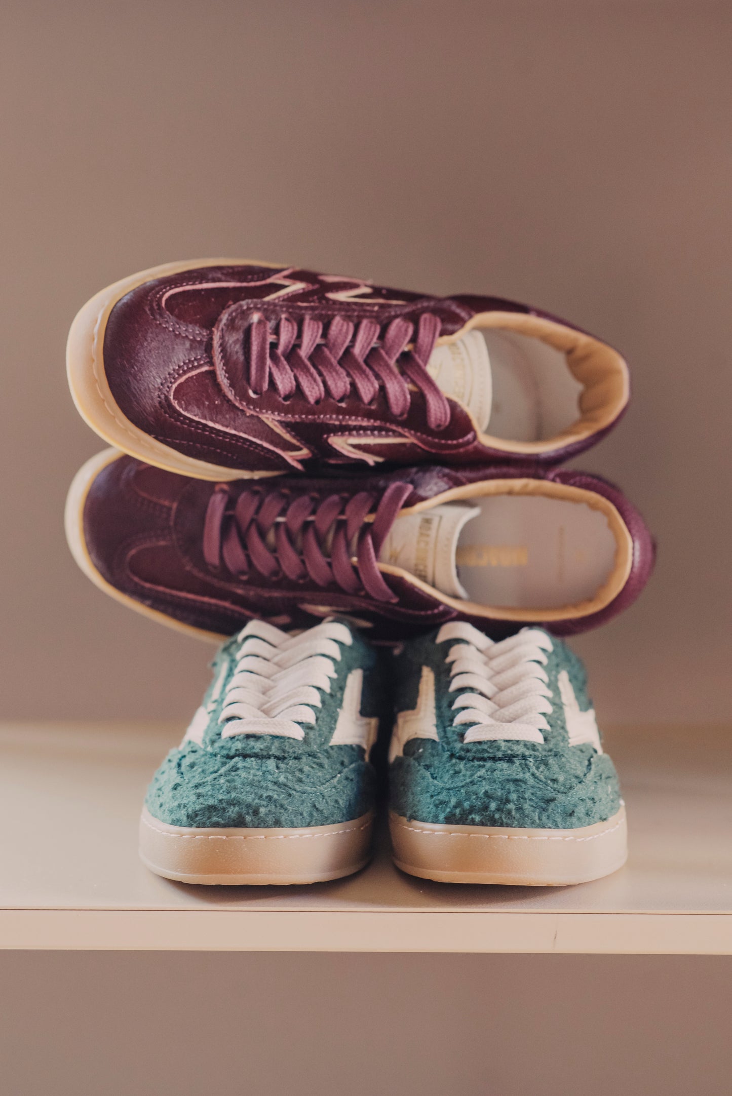 Sneakers in cavallino bordeaux Moaconcept