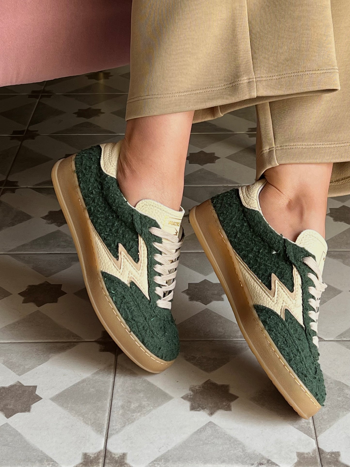 Sneakers in lana cotta Moaconcept