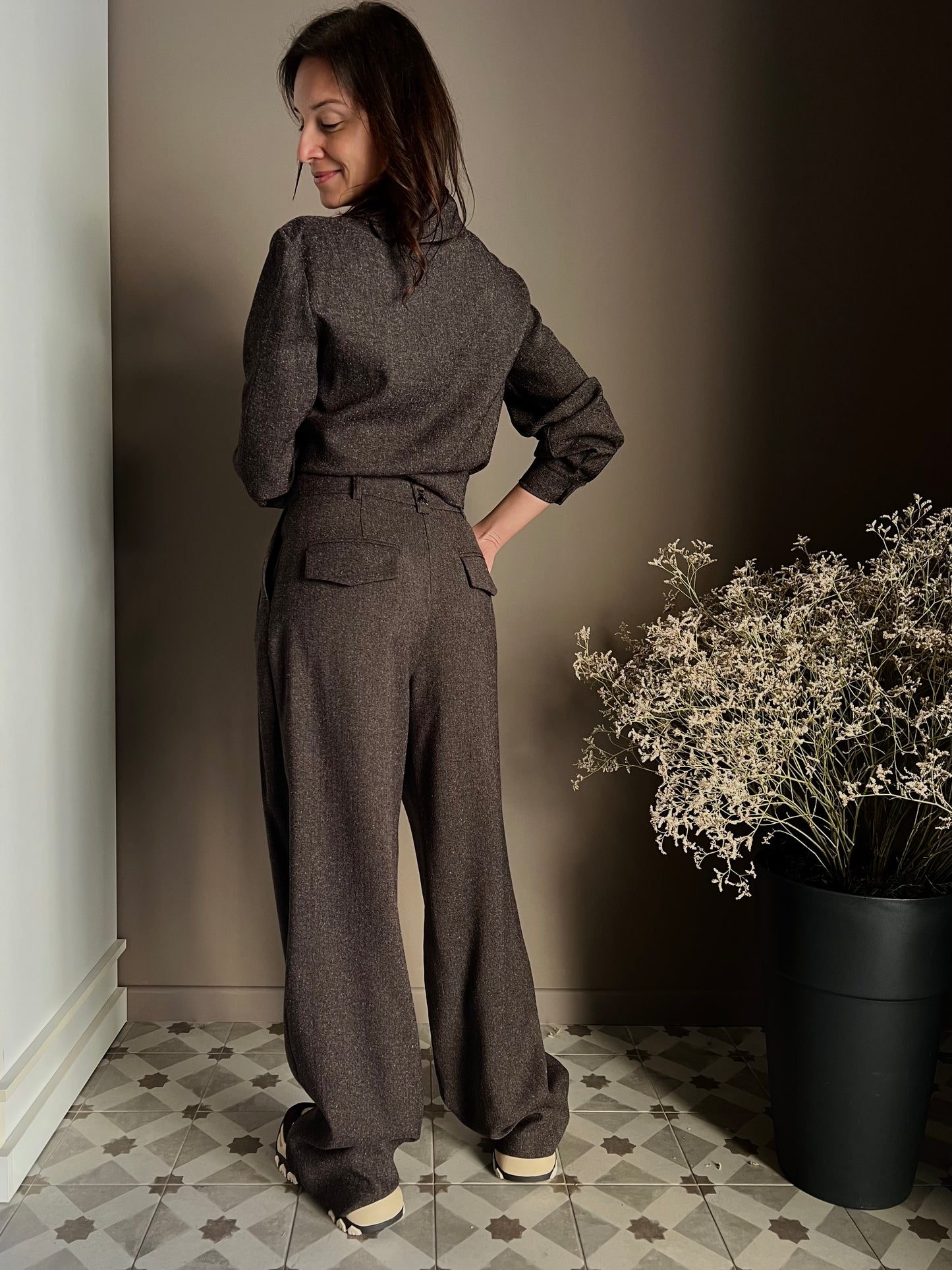 Pantaloni strutturati con pieghe