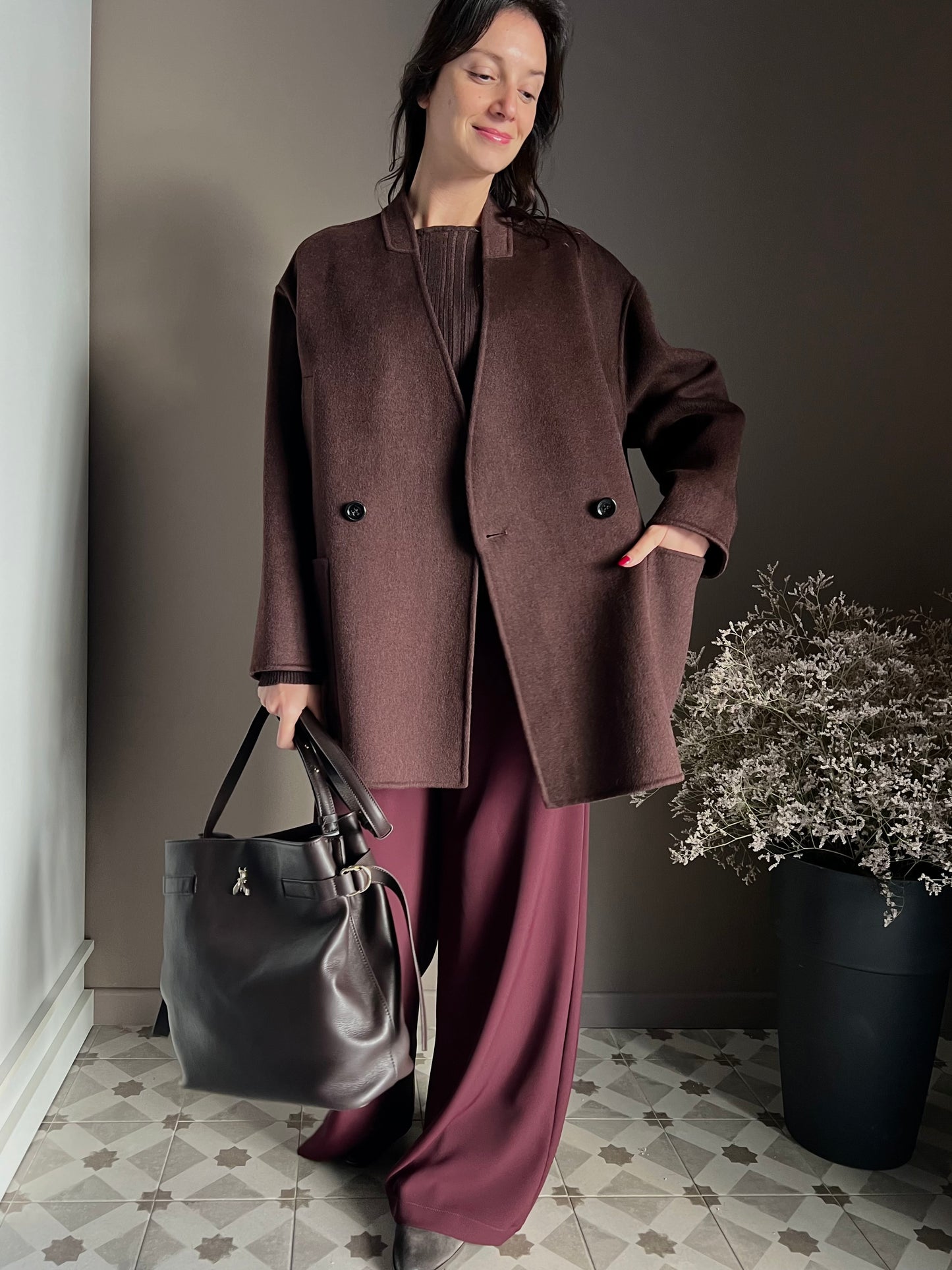 Cappotto in pura lana oversize con sciarpa abbinata