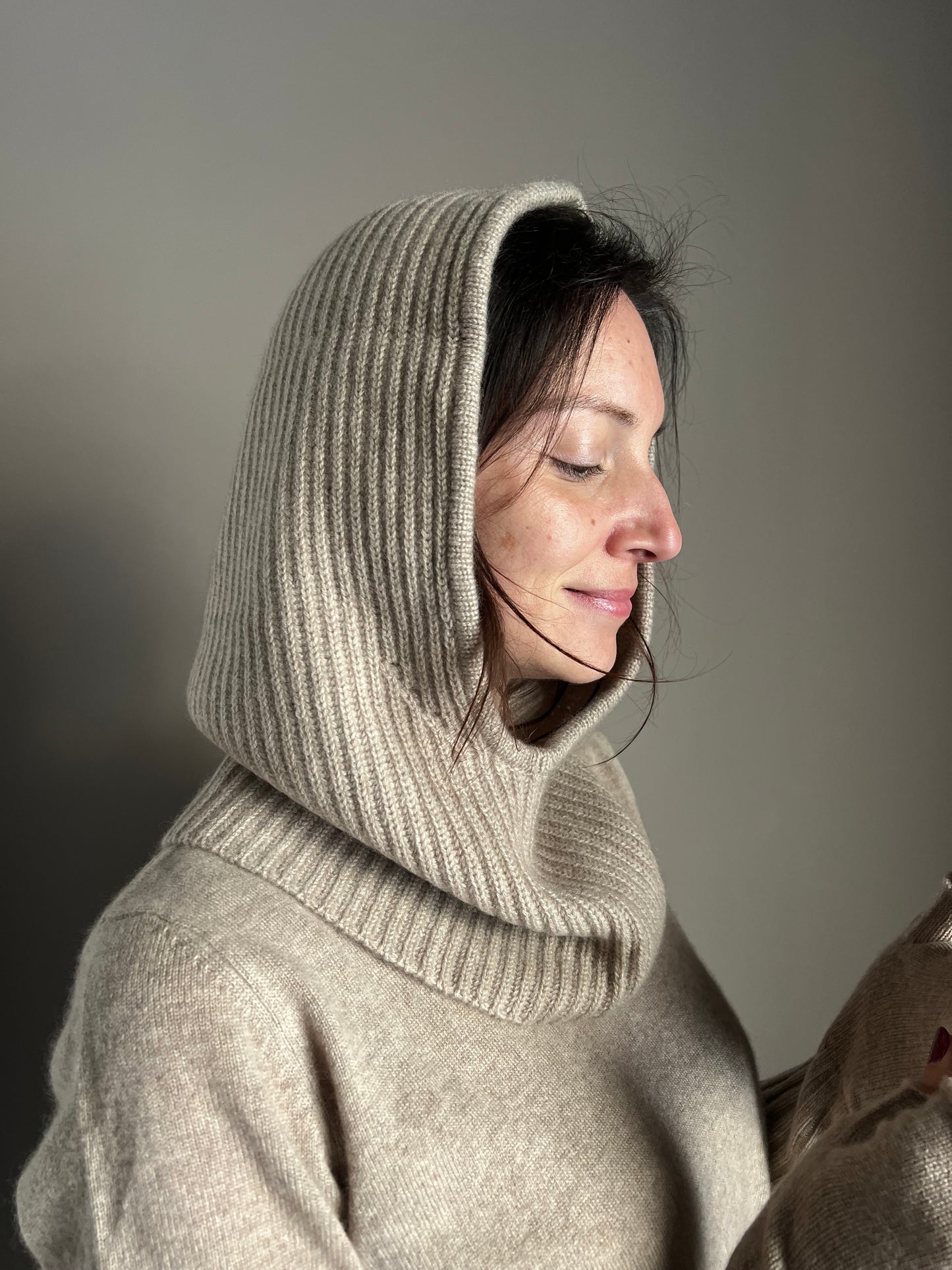 Cappuccio/Balaclava beige in cashmere