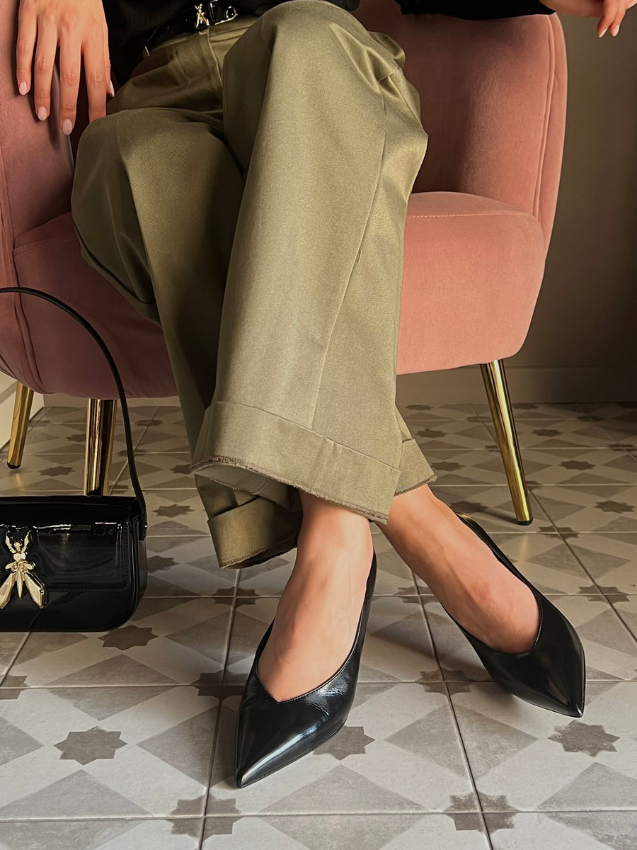 Decolletè in pelle con scollo a V – IPPOPOTAMO