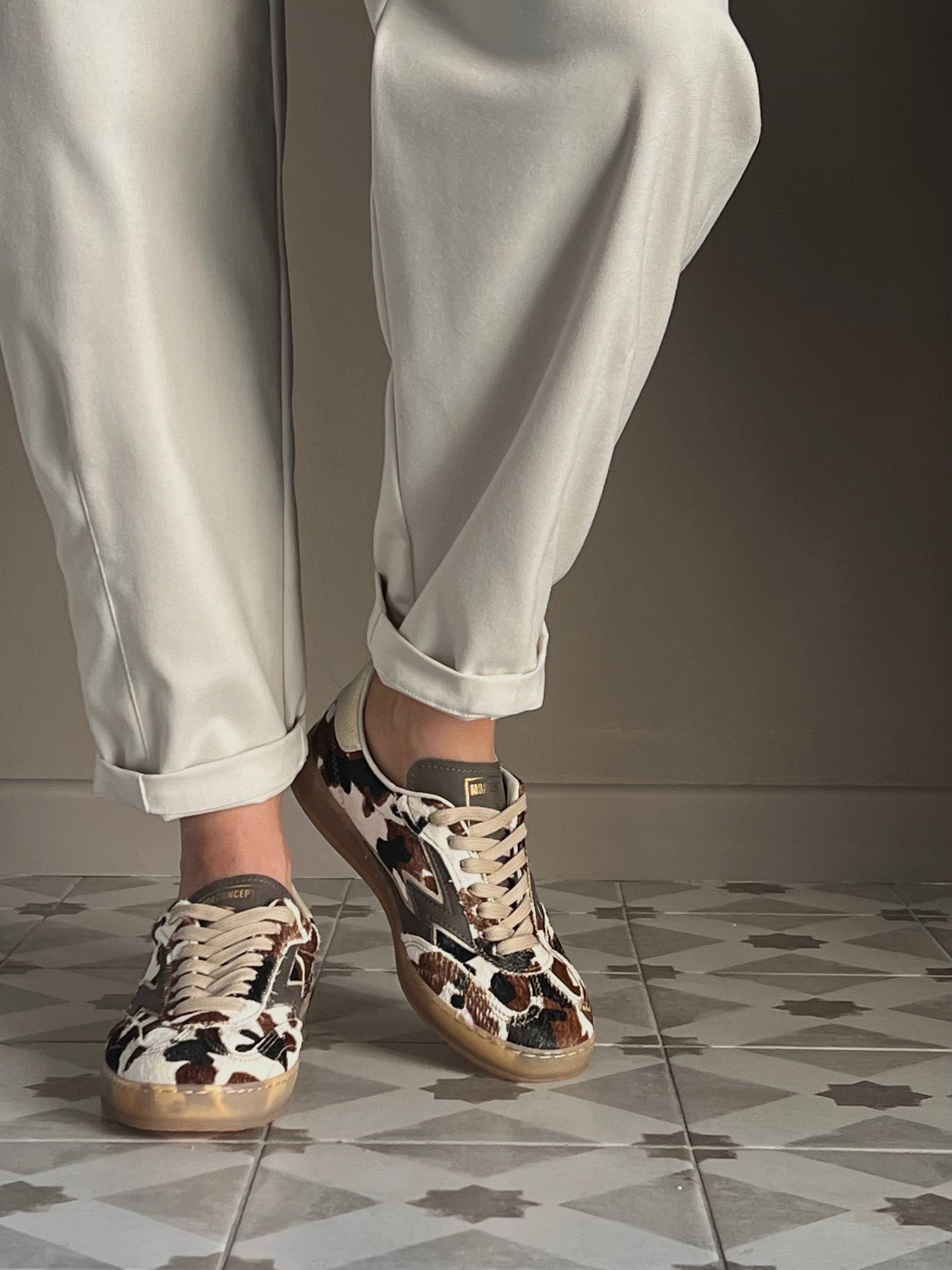 Sneakers in cavallino Moaconcept