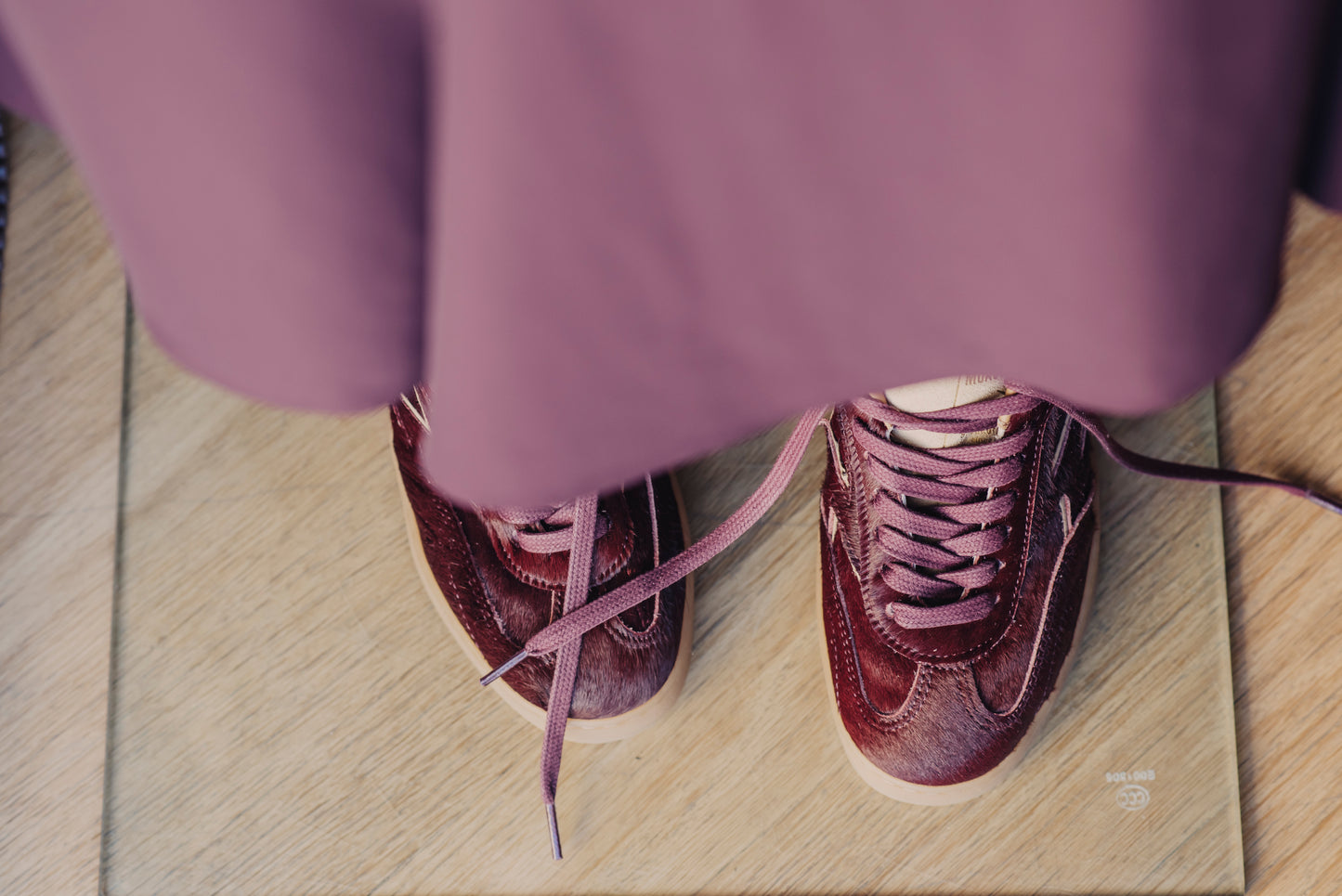 Sneakers in cavallino bordeaux Moaconcept