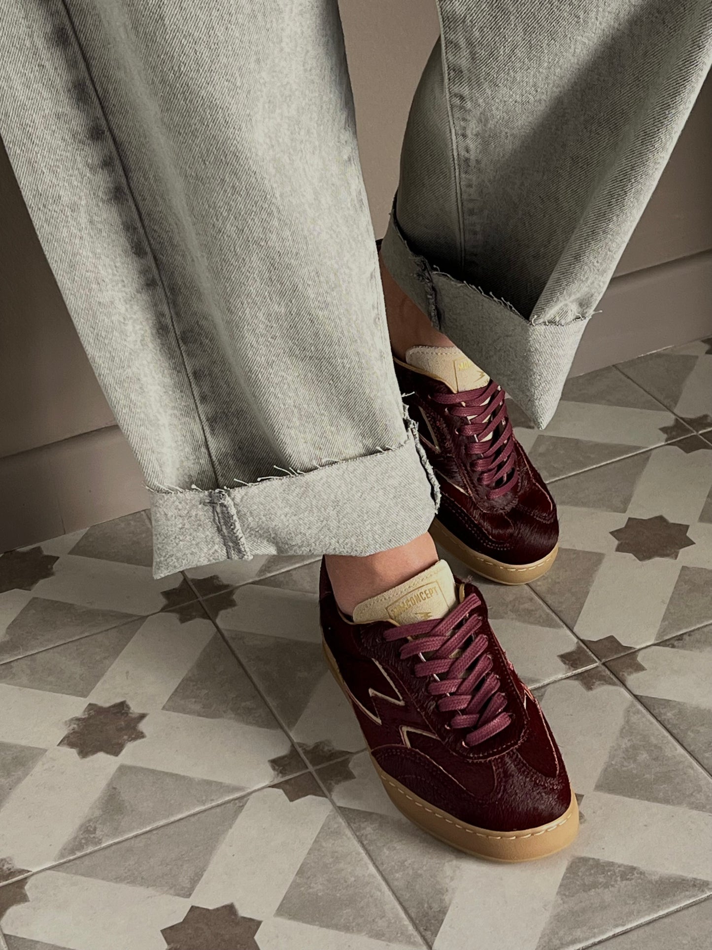 Sneakers in cavallino bordeaux Moaconcept