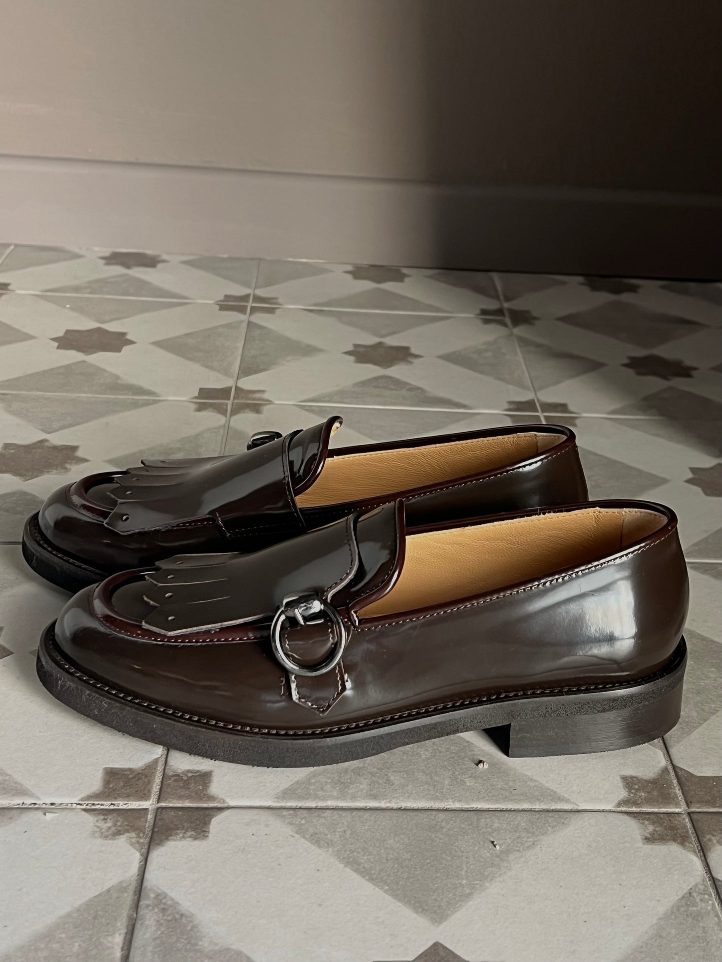 Mocassino in pelle con frangia Cioccolato