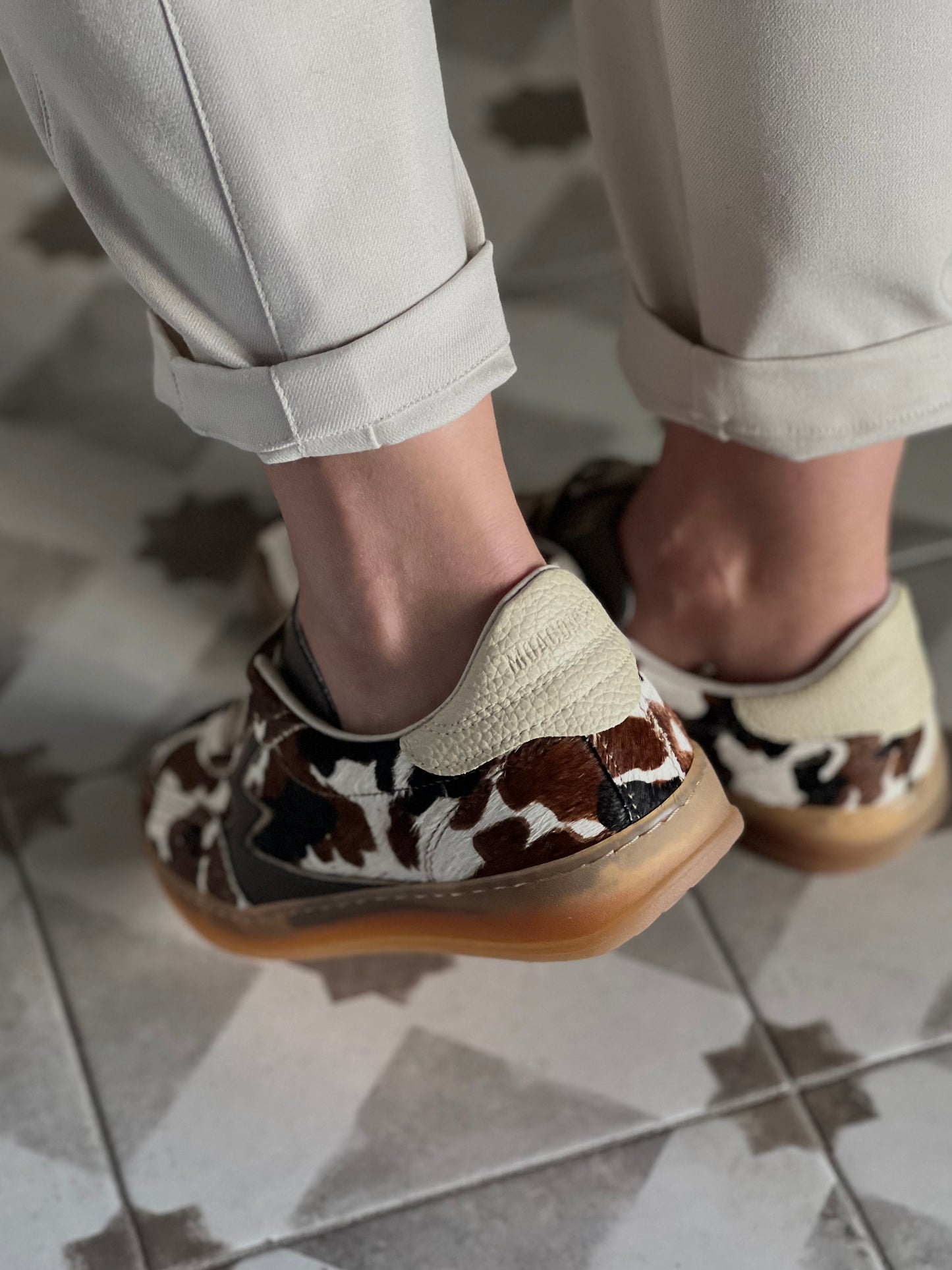 Sneakers in cavallino Moaconcept