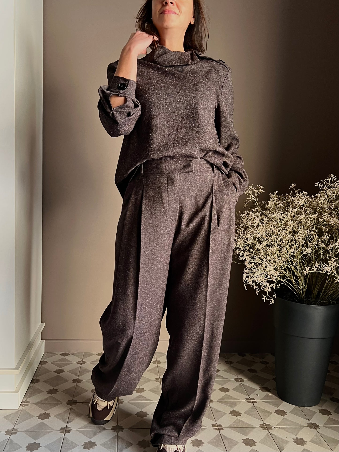 Pantaloni strutturati con pieghe