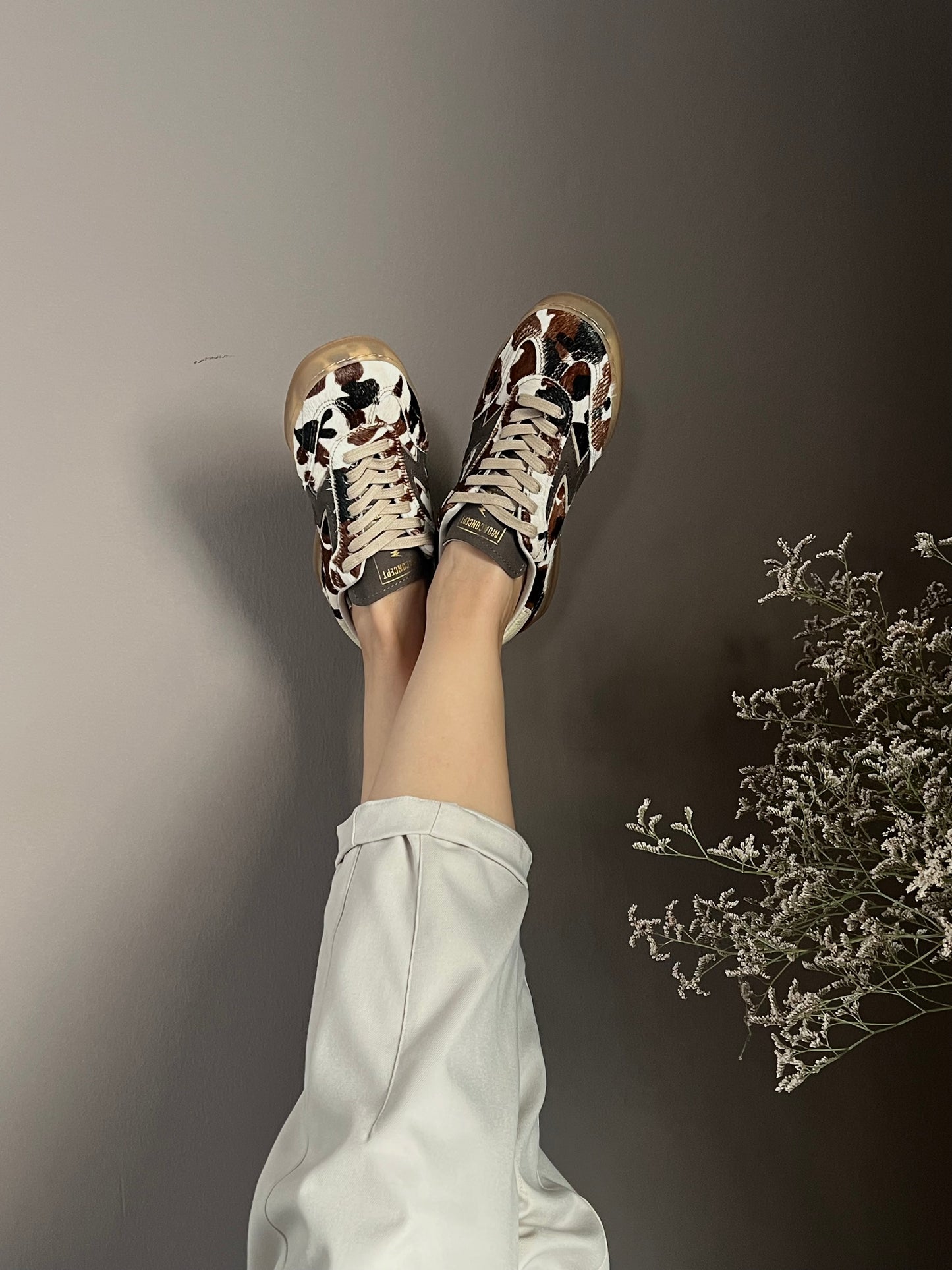 Sneakers in cavallino Moaconcept