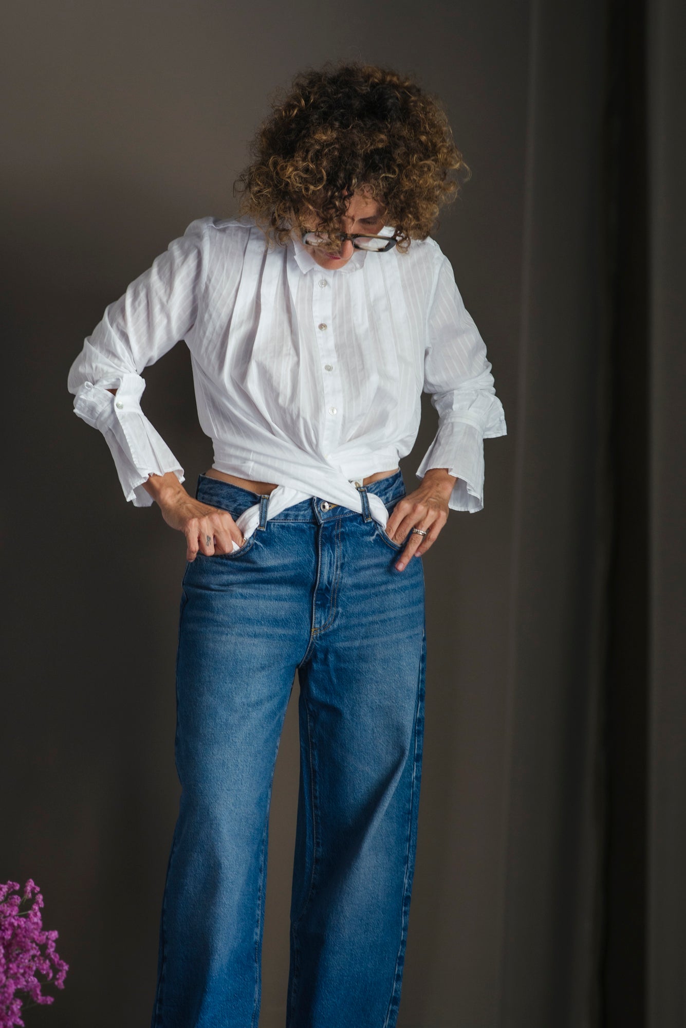 Camicia in cotone svasata con dettagli plisse bianca