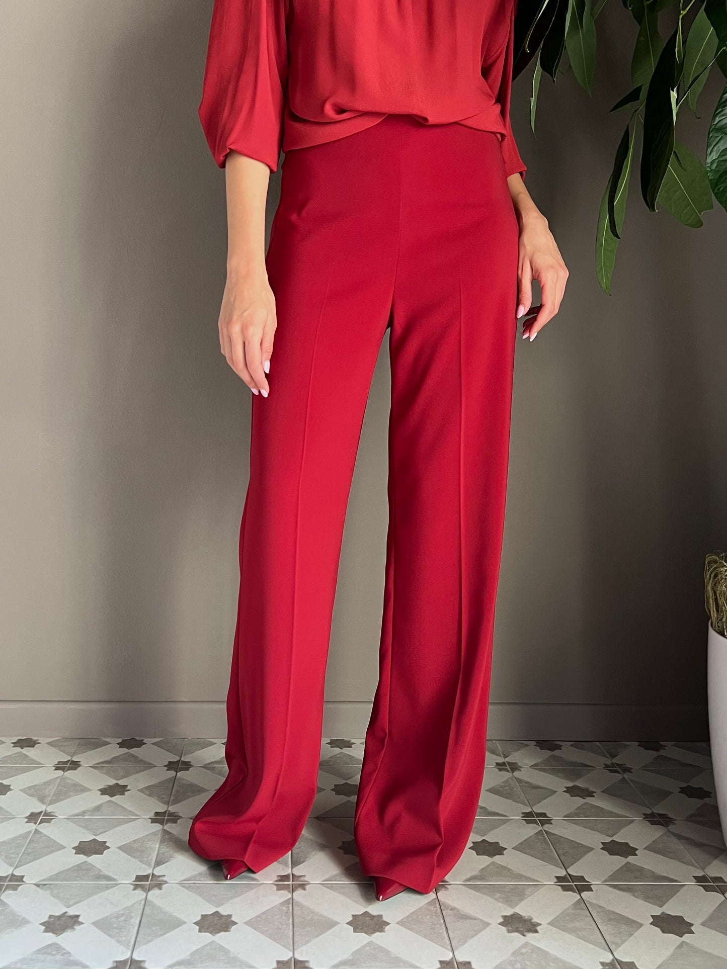 Pantalone in crepe fluido velvet red