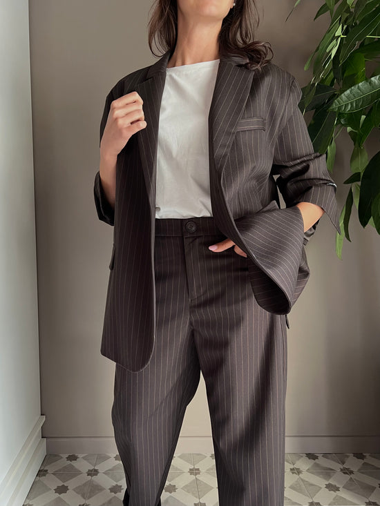 Pantalone maschile gessato fondente