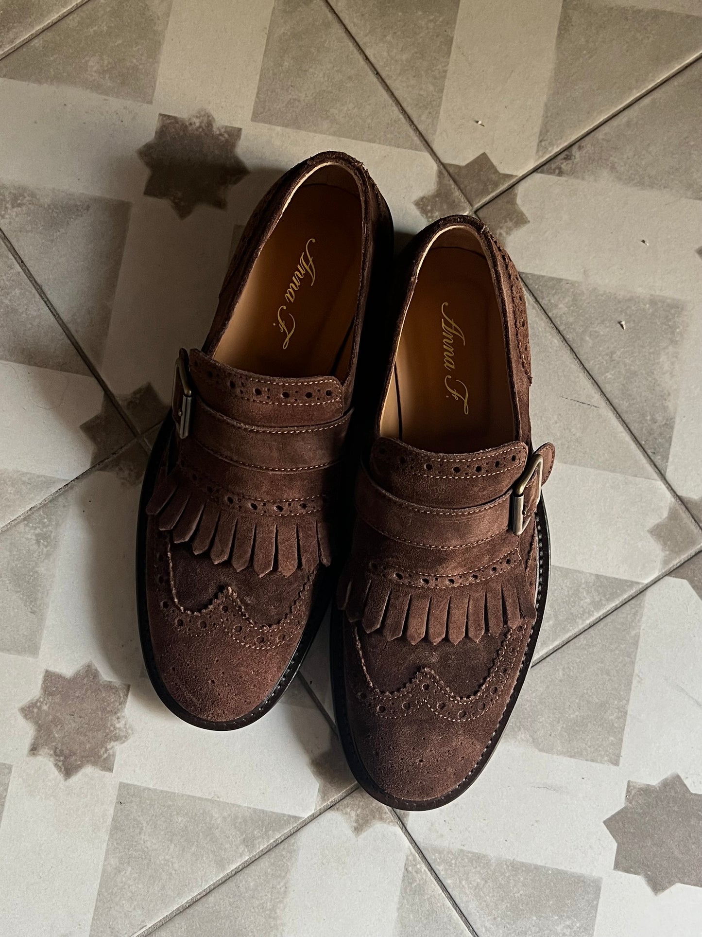 Mocassino Frangia e Fibbia Anna F. in Camoscio Marrone
