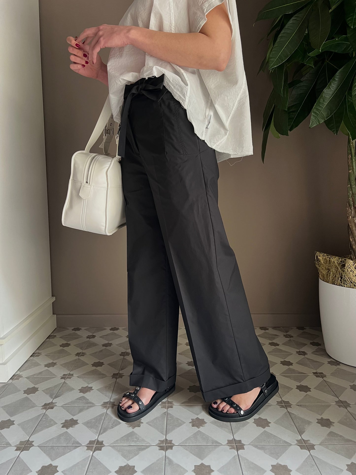 Pantalone in cotone nero Solo Tre