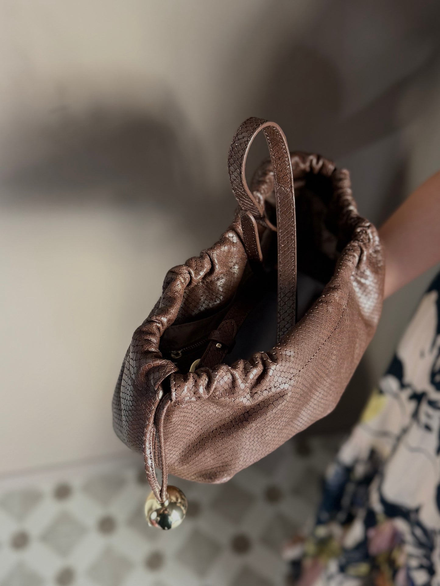 Clutch in Pelle Stampa Pitone – Testa di Moro