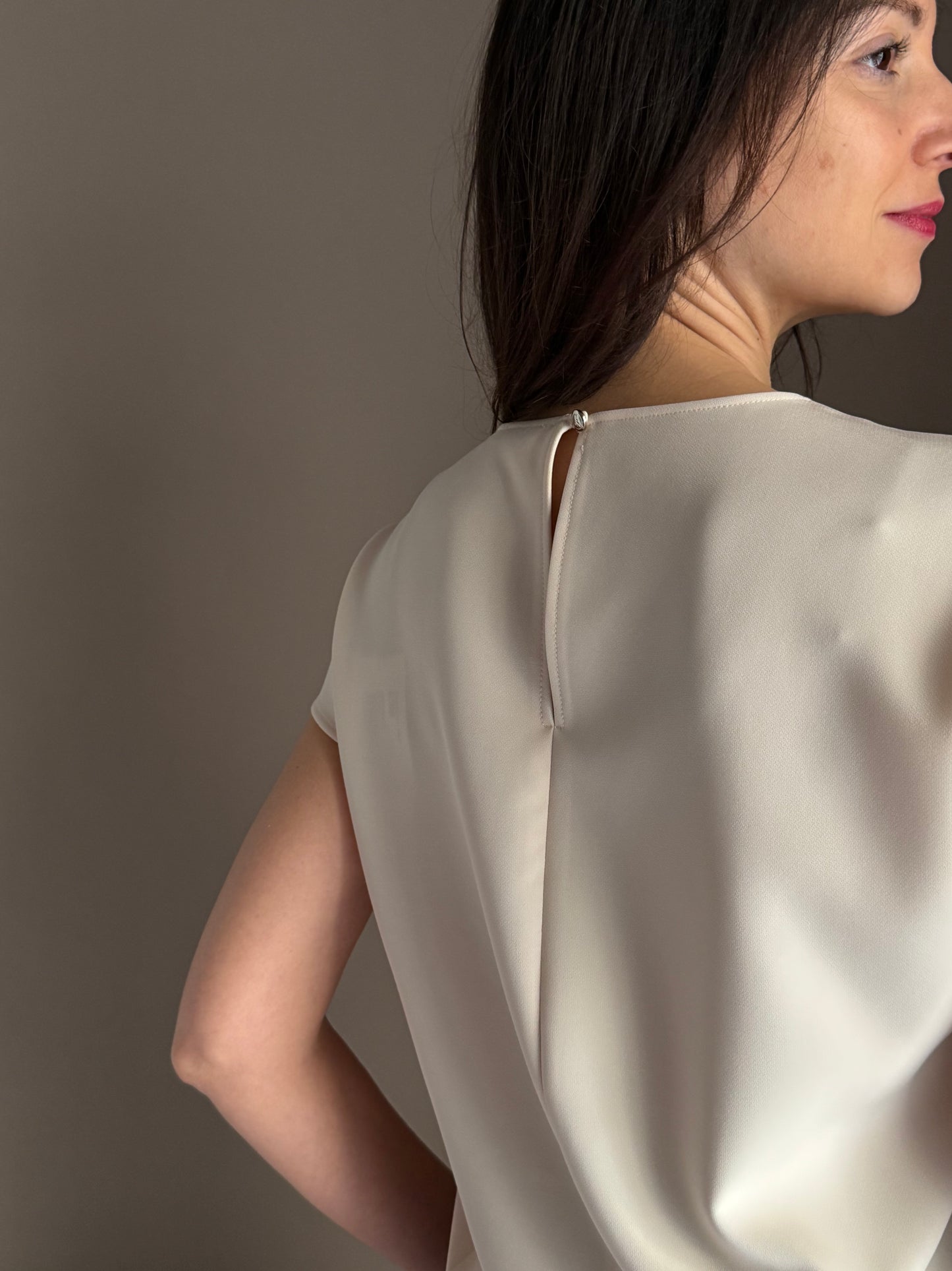 Blusa minimal chic Warm Ivory