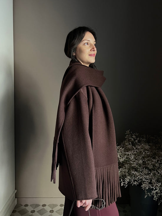 Cappotto in pura lana oversize con sciarpa abbinata