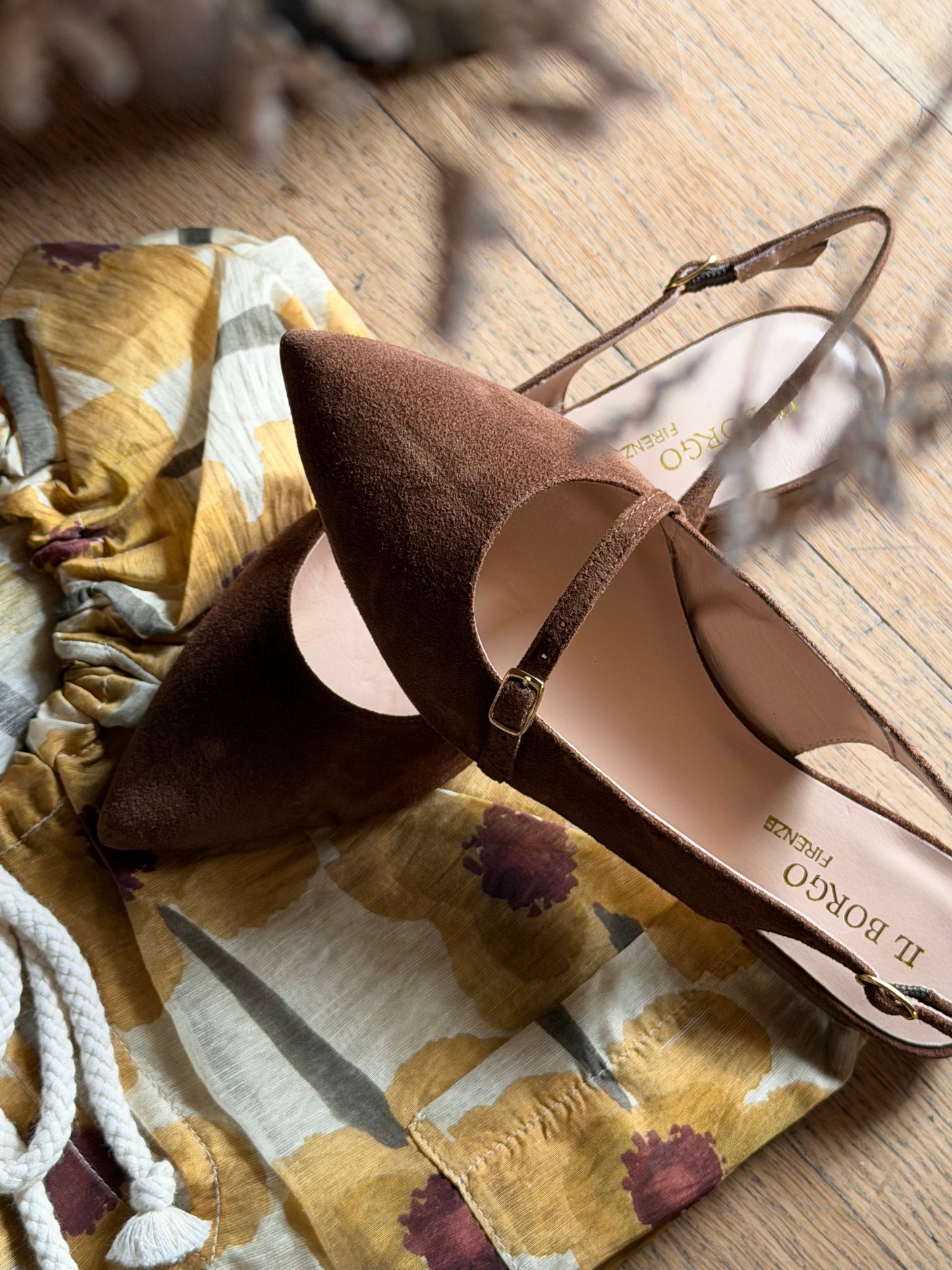 Slingback in camoscio marrone