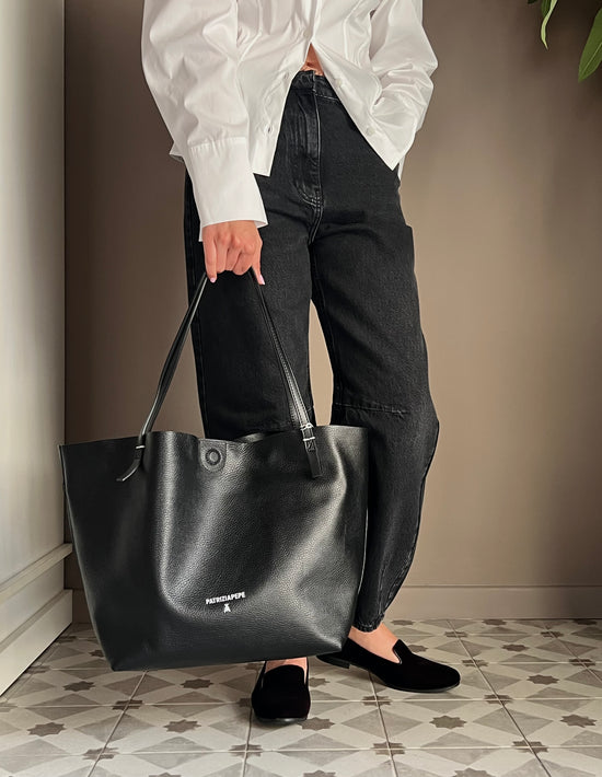 Borsa shopping in pelle martellata