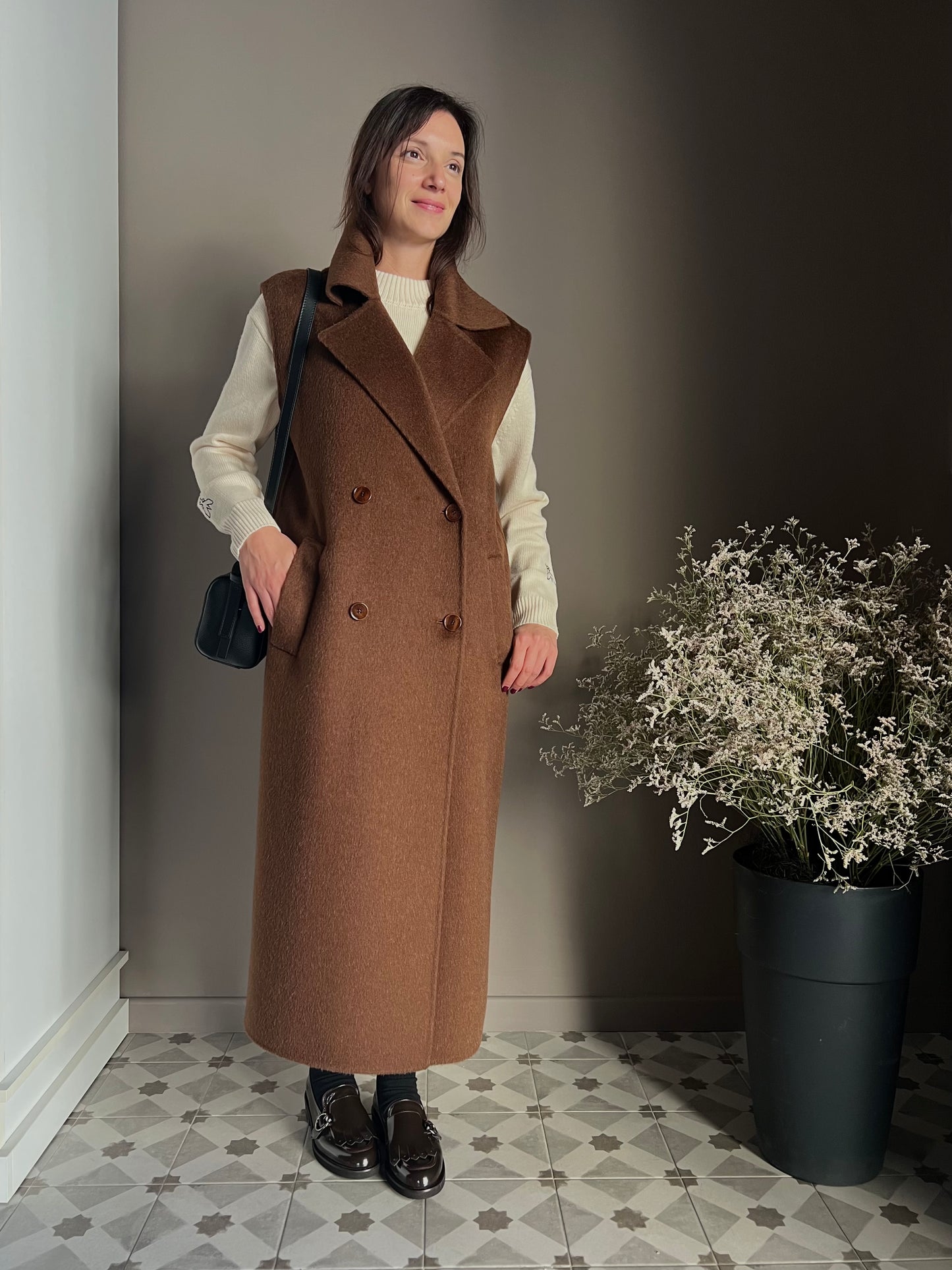 Cappotto smanicato in lana e alpaca