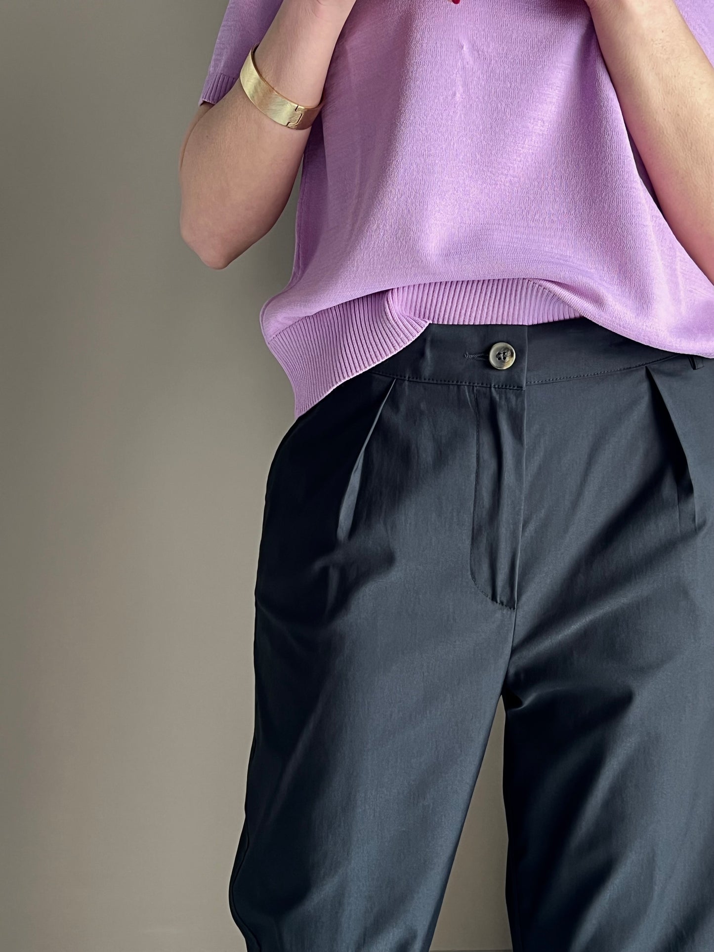 Pantalone in cotone con risvolto