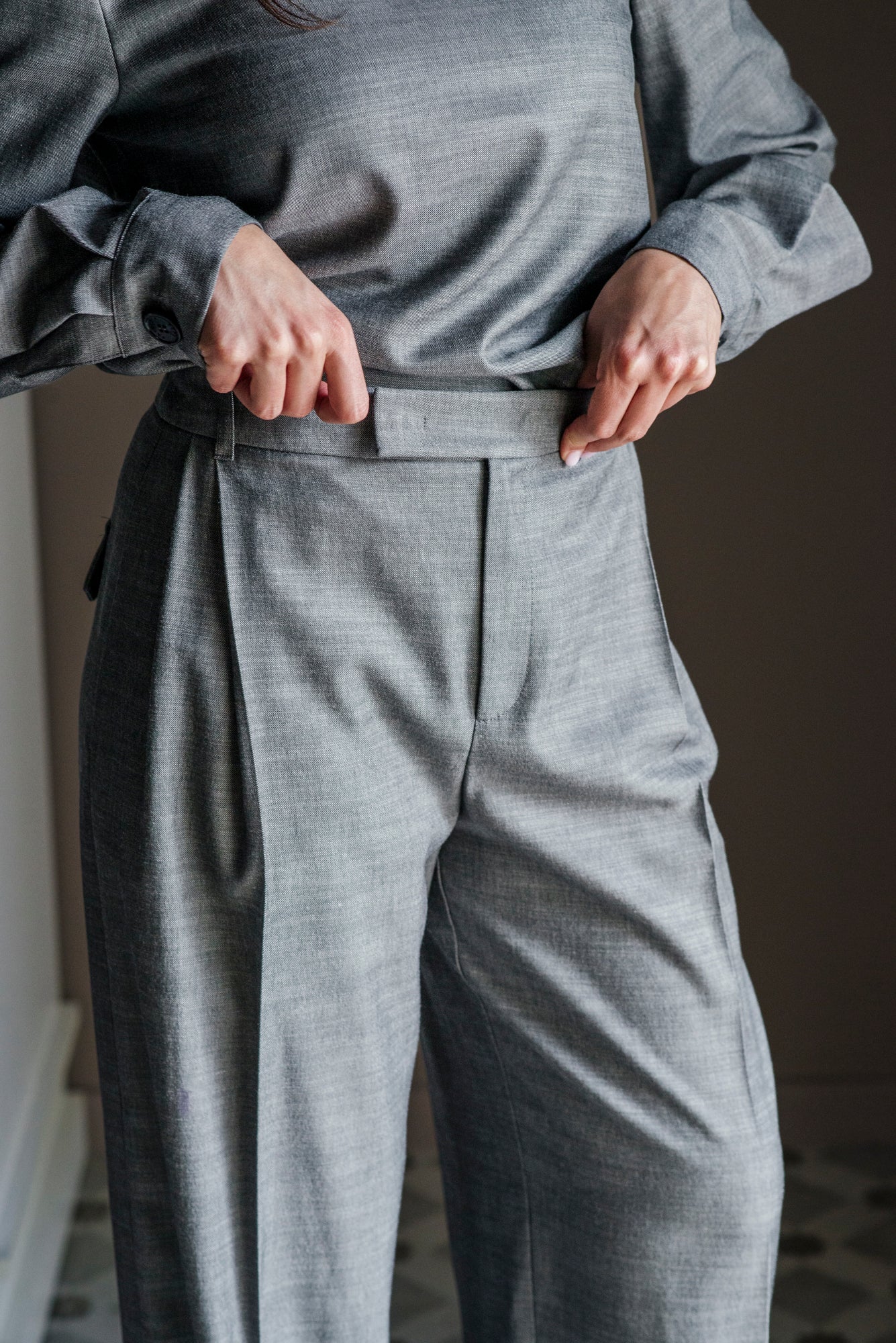 Pantalone a palazzo in crêpe fluido