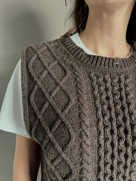 Gilet in maglia a treccia