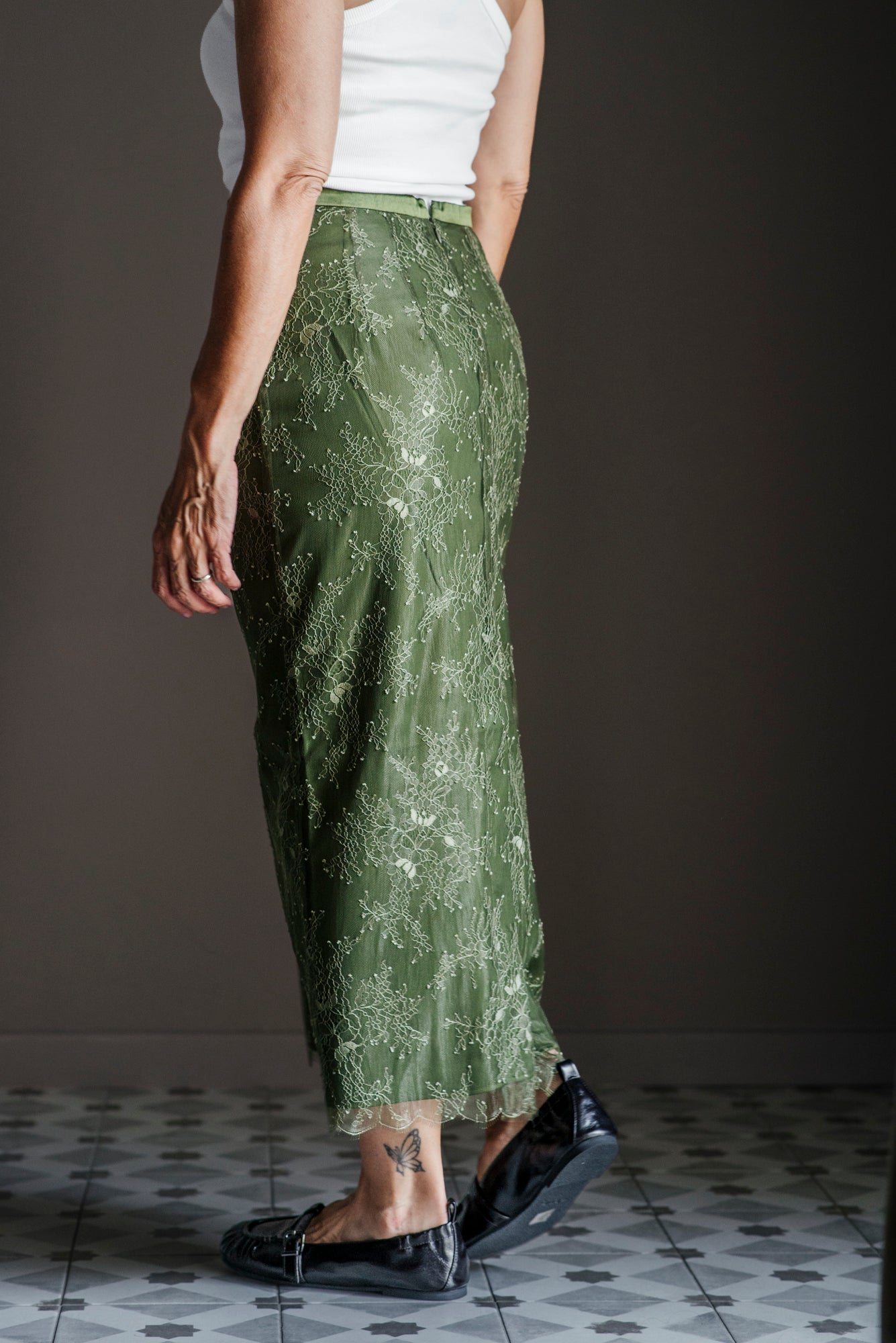 Gonna longuette in pizzo verde