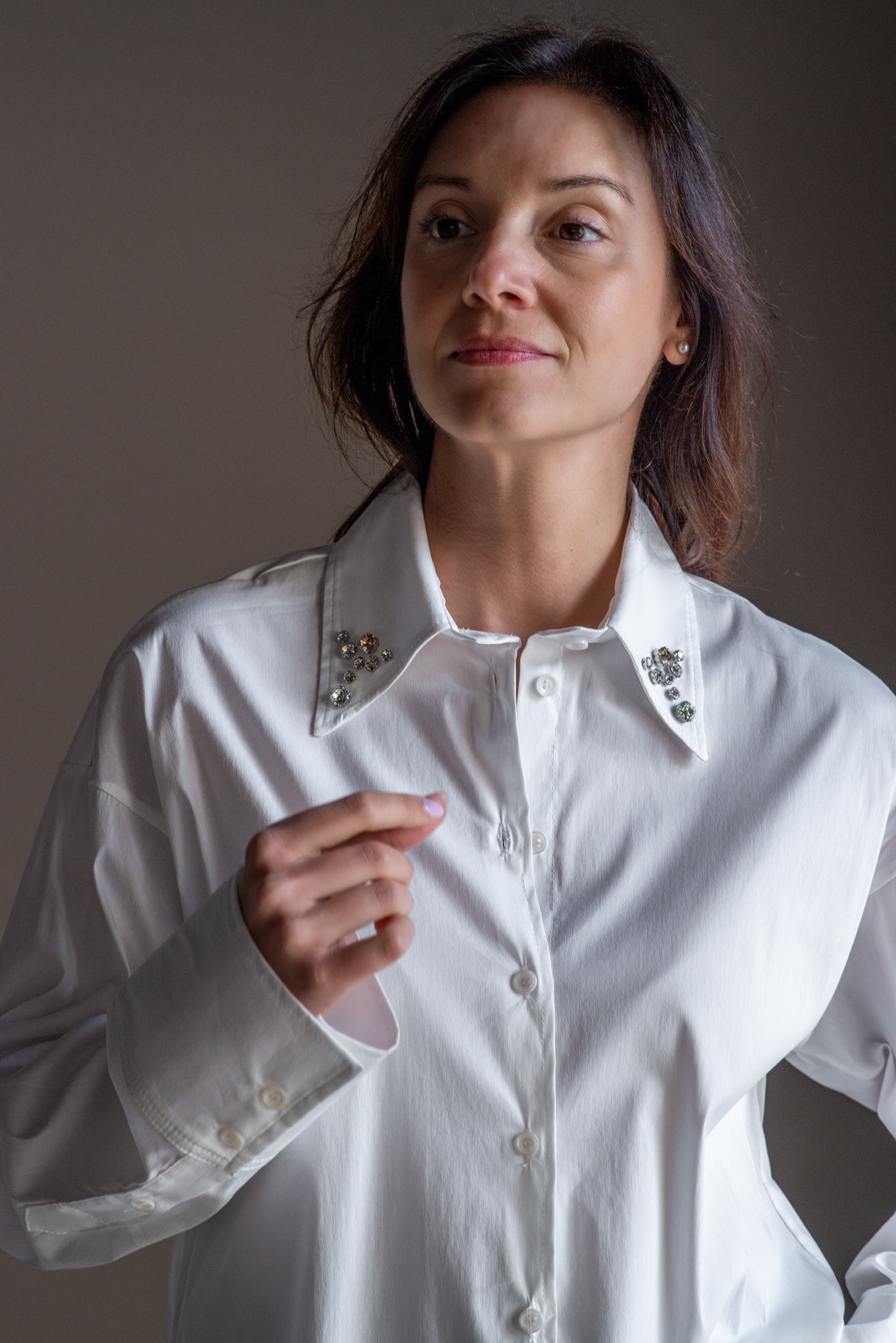 Camicia Bianca in cotone con cabochon