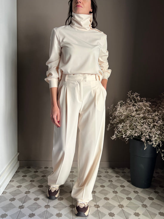 Pantalone morbido con pieghe