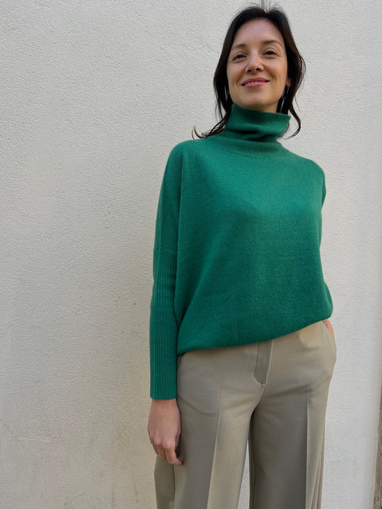 Maglia In Cashemire collo alto maniche aderenti