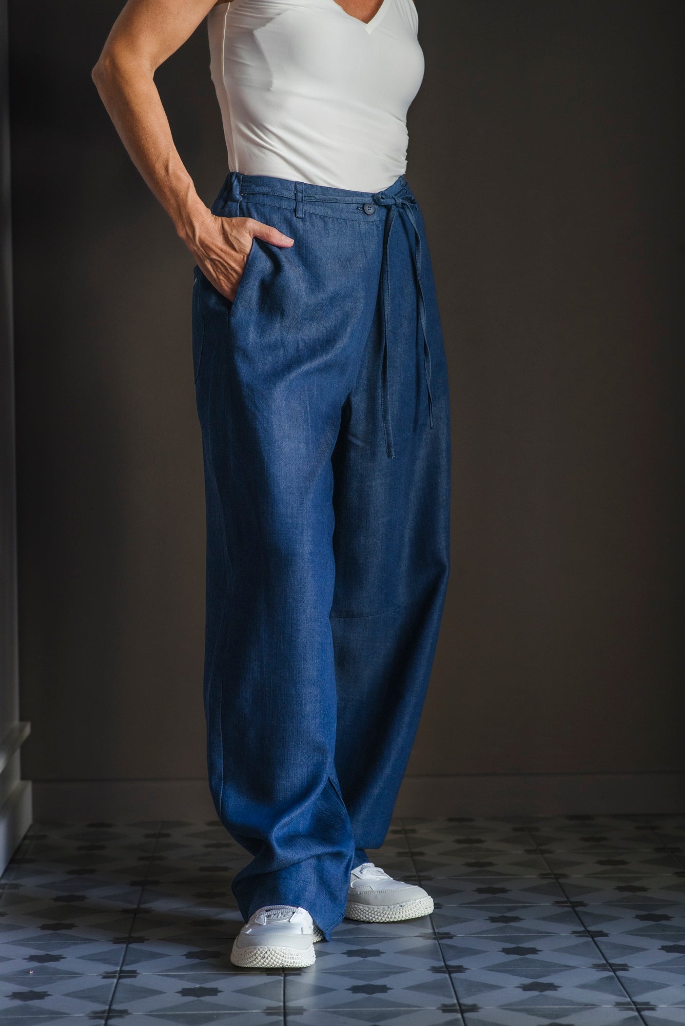 Pantalone in denim fluido