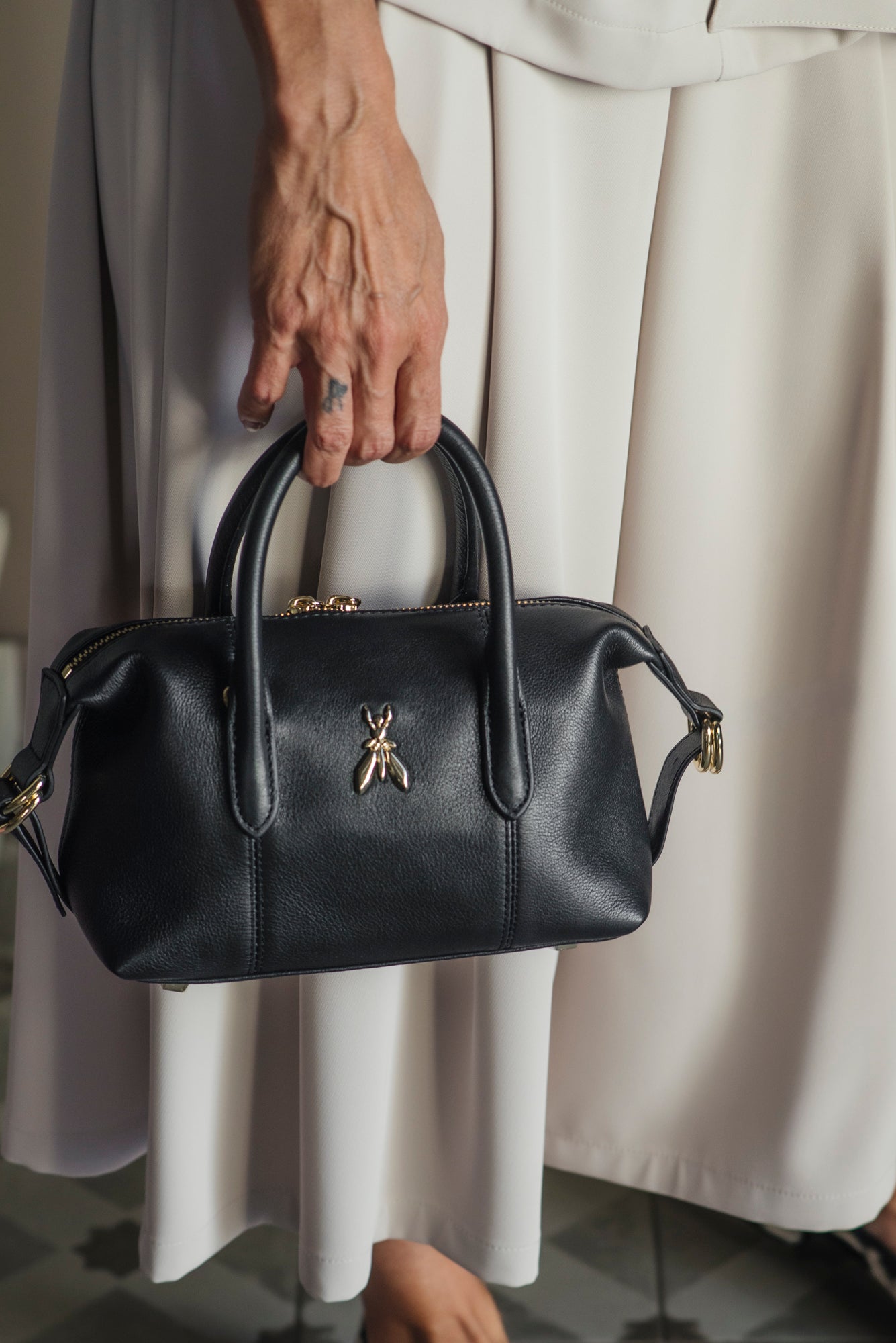 Borsa a bauletto piccola nera