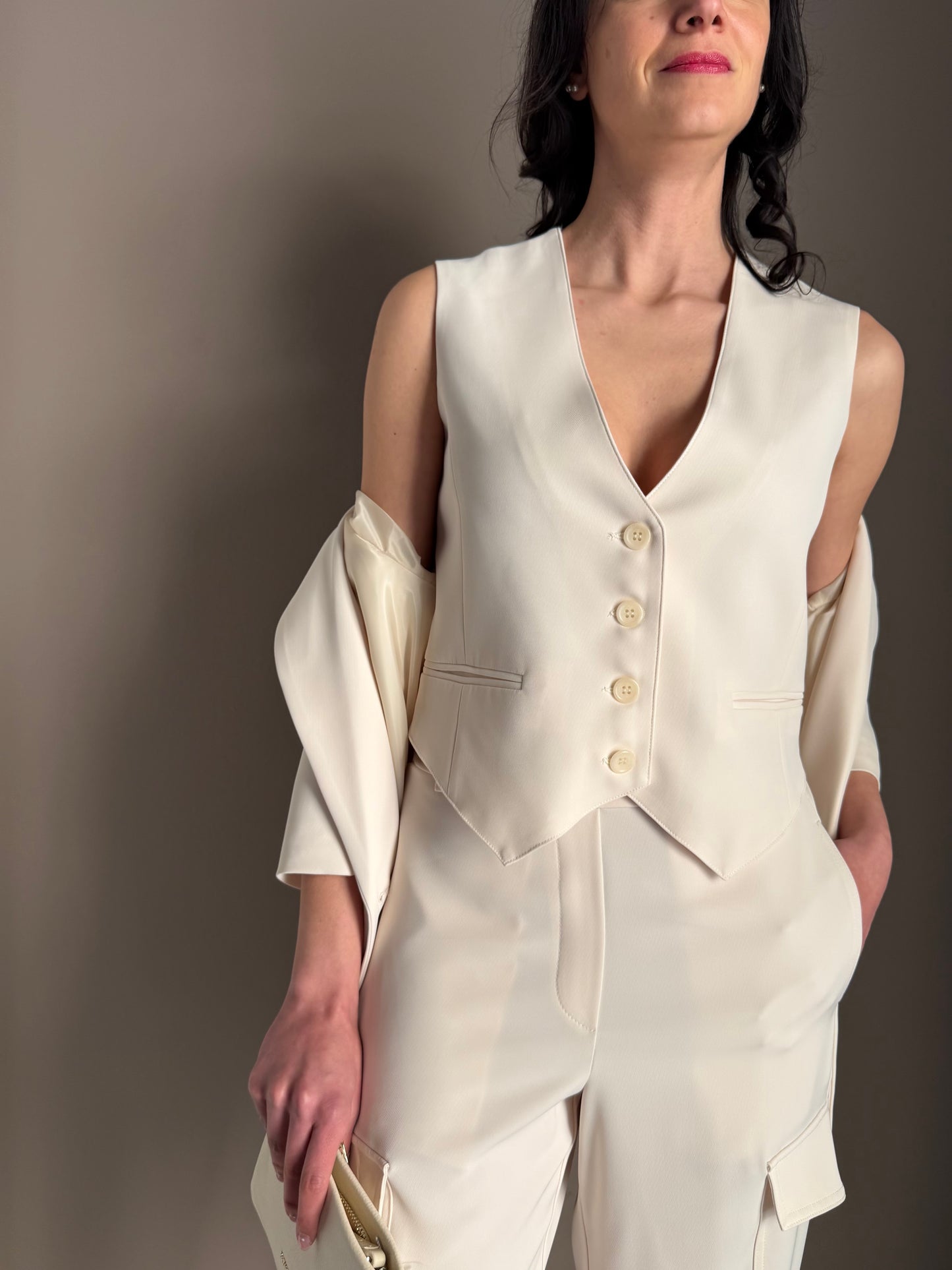 Gilet in crepe burro