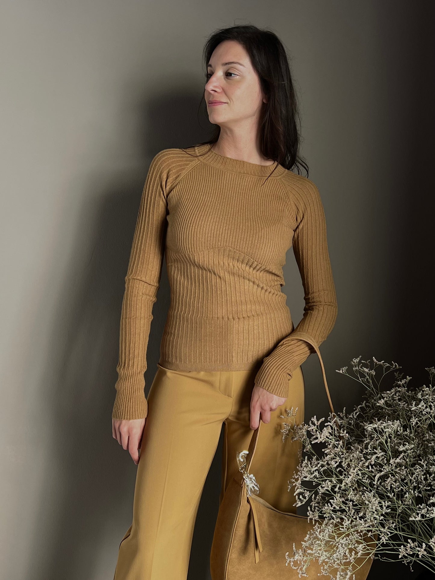 Maglia aderente in costina