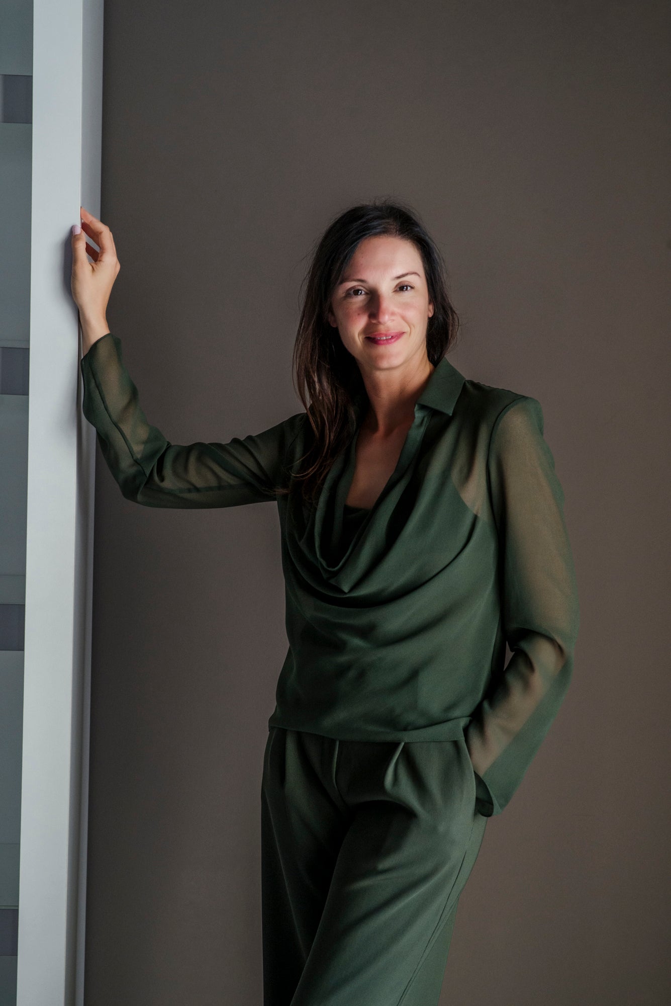 Blusa in chiffon con canotta