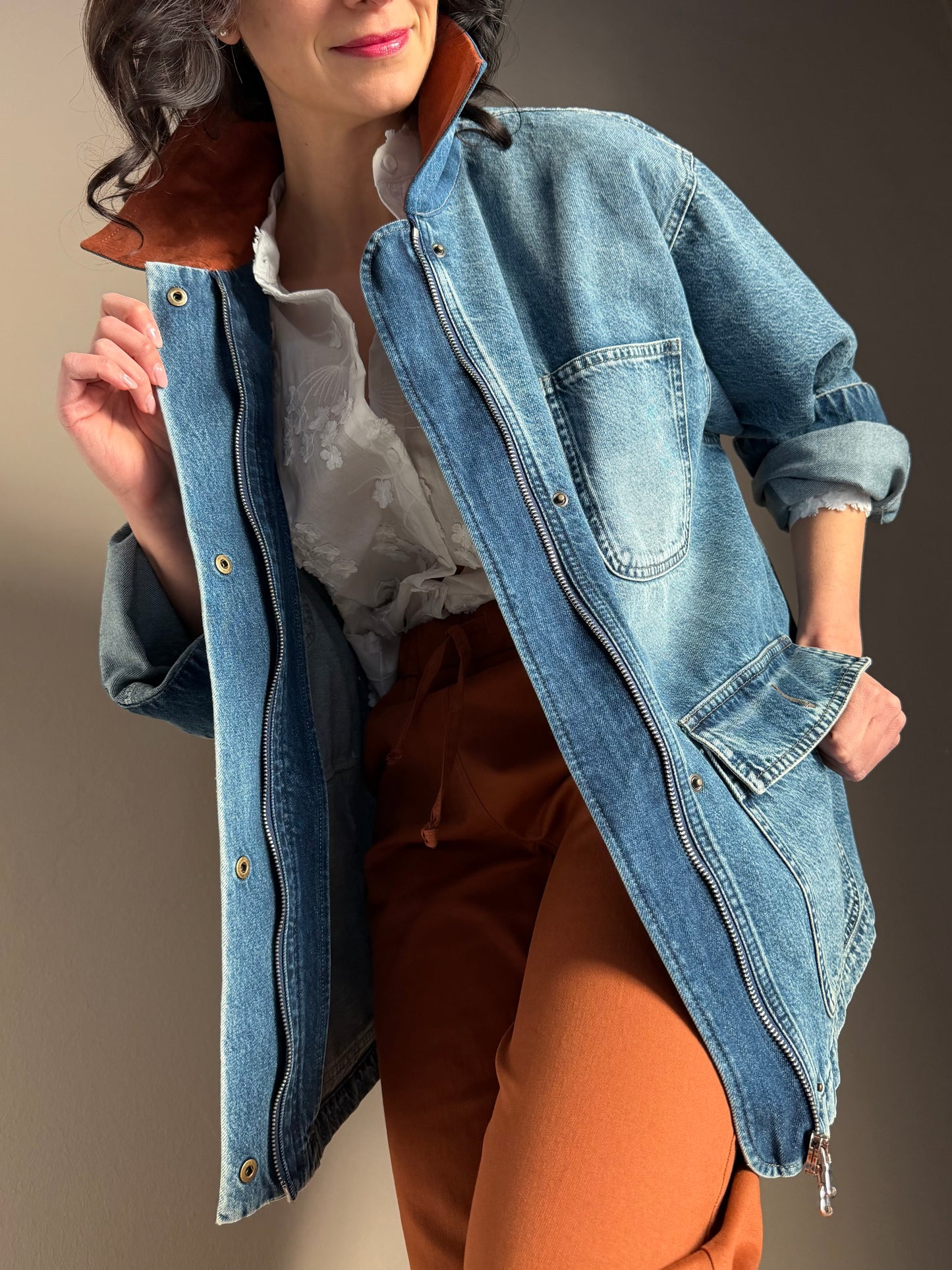 Giacca in Denim con Dettagli in Alcantara – So Allure