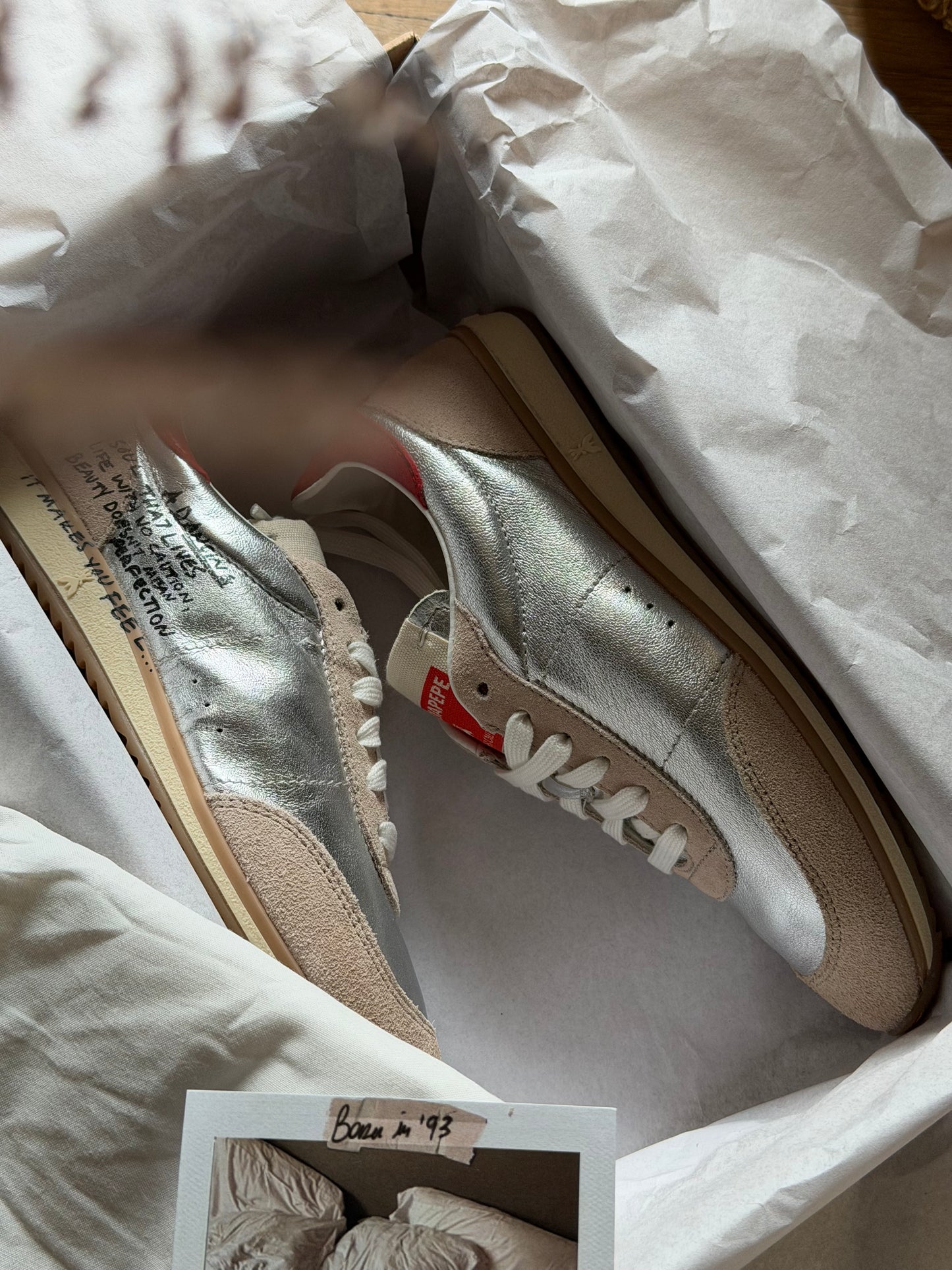 Running Skin Sneakers Silver e Red