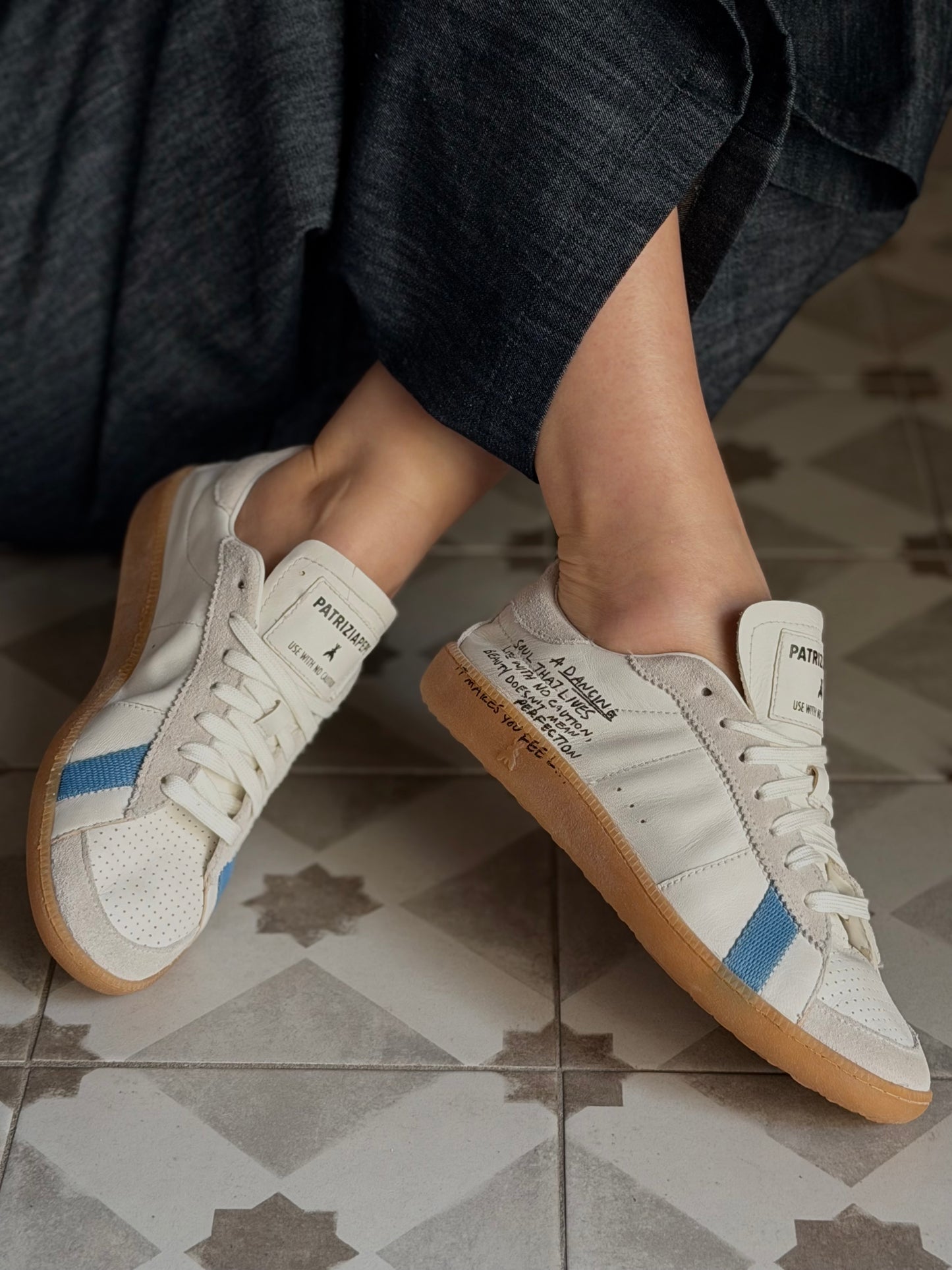 Skin sneakers White-blue