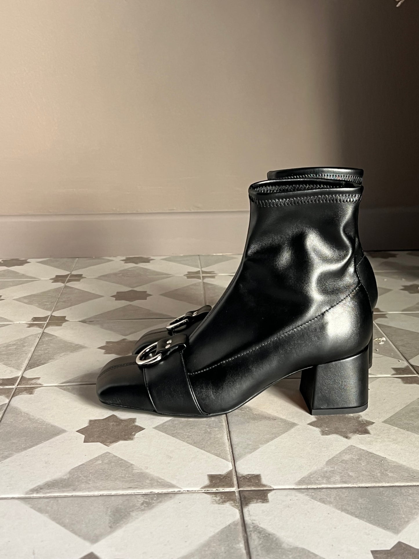 Stivaletto in nappa strech