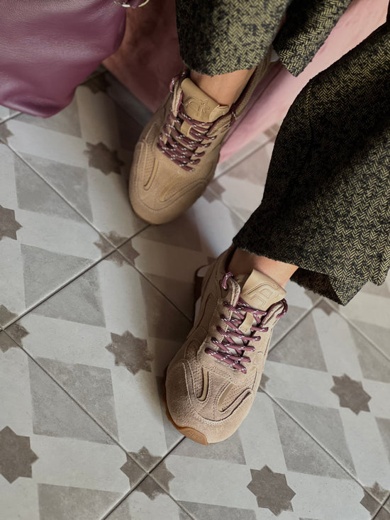 Sneakers Ash mod. Kasar in camoscio