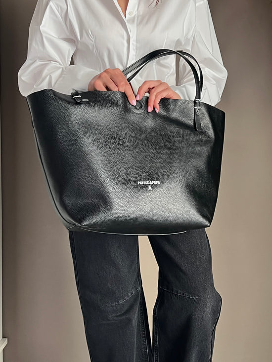 Borsa shopping in pelle martellata