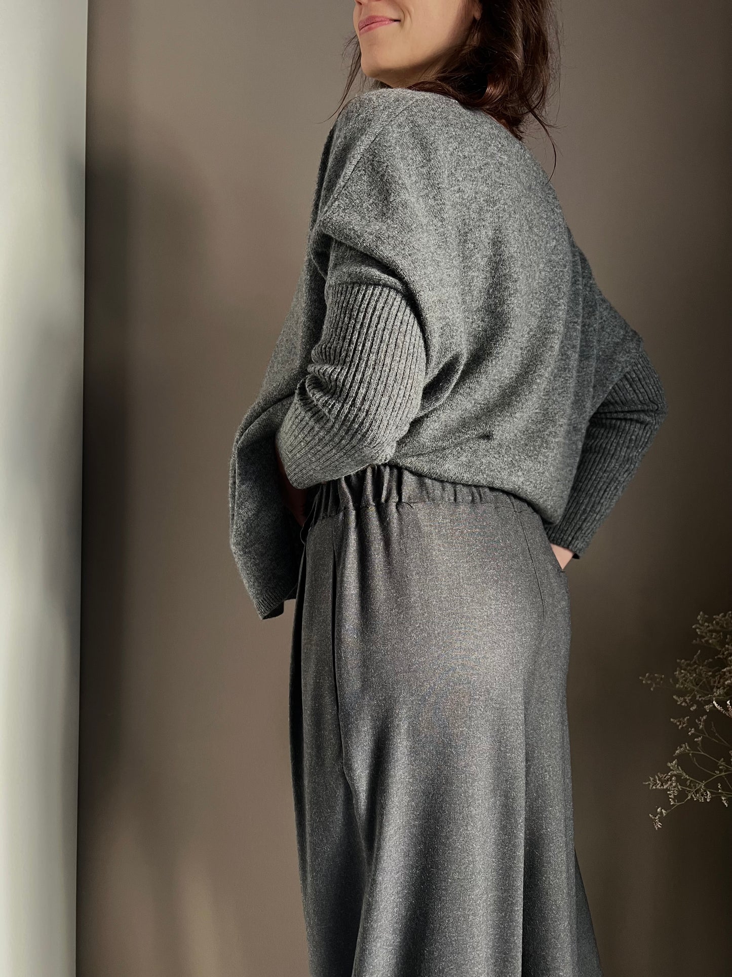 Pantaloni a palazzo con coulisse grigio