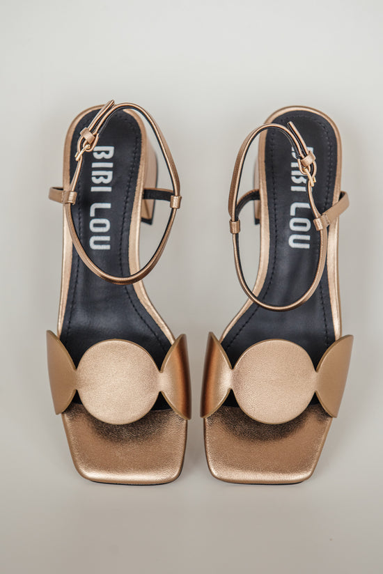 Sandalo in pelle bronzo con fascia semicerchi