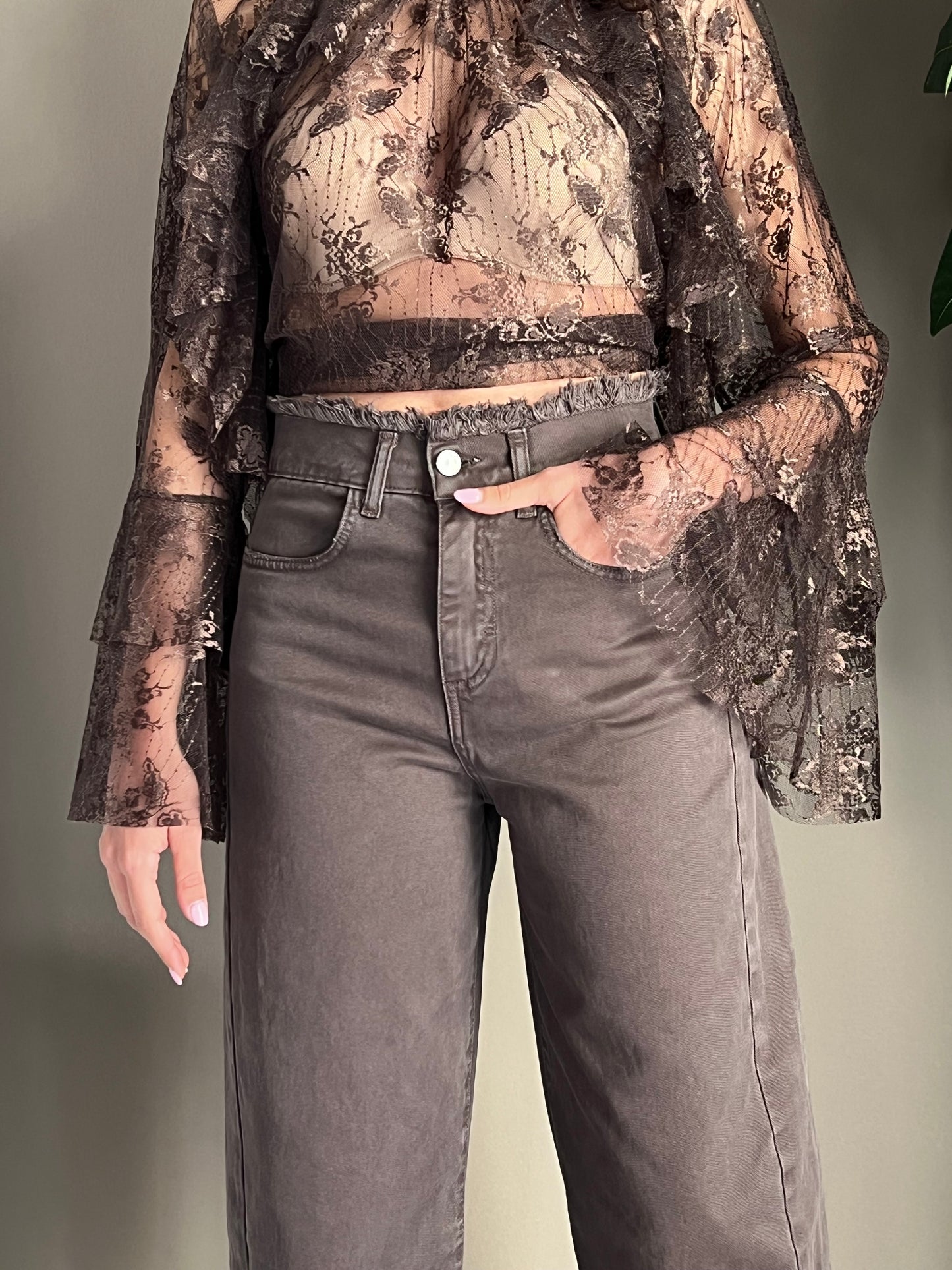 Pantalone denim vita alta forma a caramella