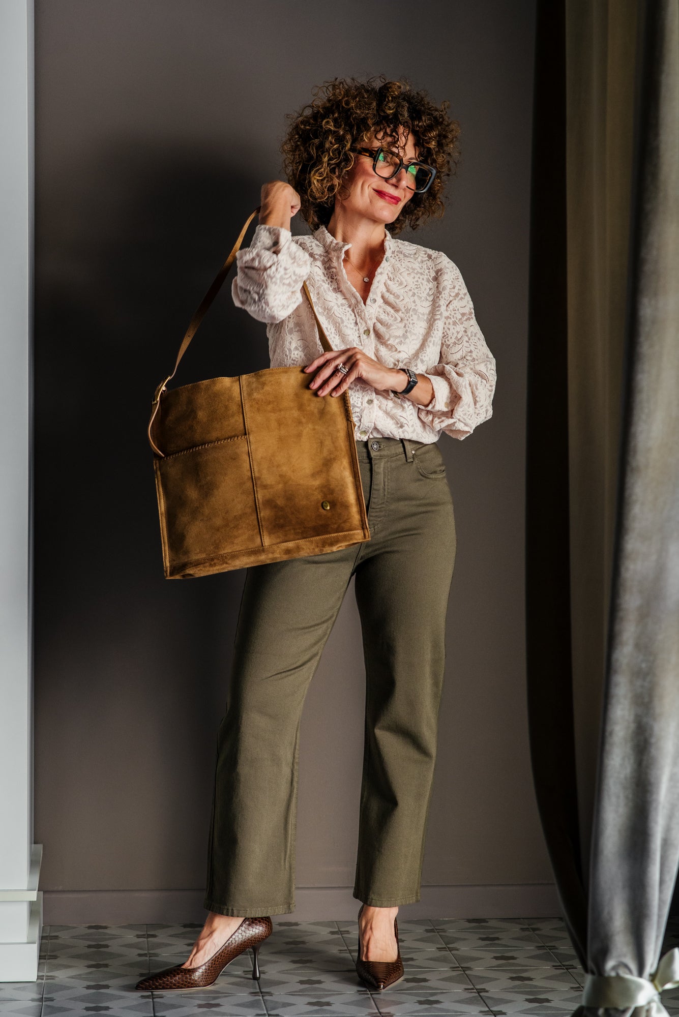 Borsa Piatta in Camoscio – Ash