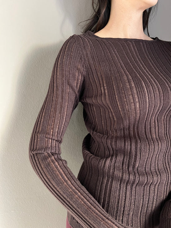 Maglia slim fit a costine in misto lana fondente