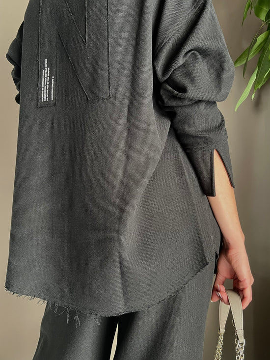 Camicia Noumeno Concept con Logo posteriore